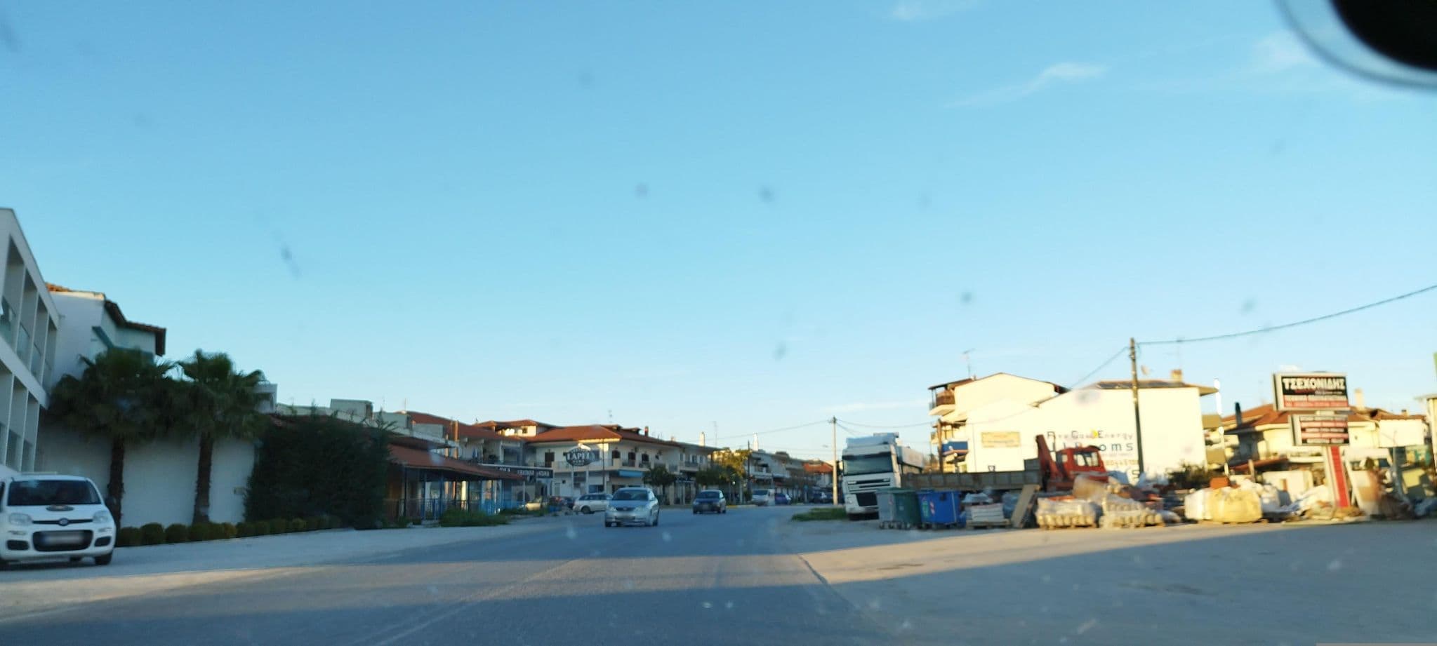 Street view near Ellin Hotel, Áfytos — © neau (CC BY-SA · Mapillary)