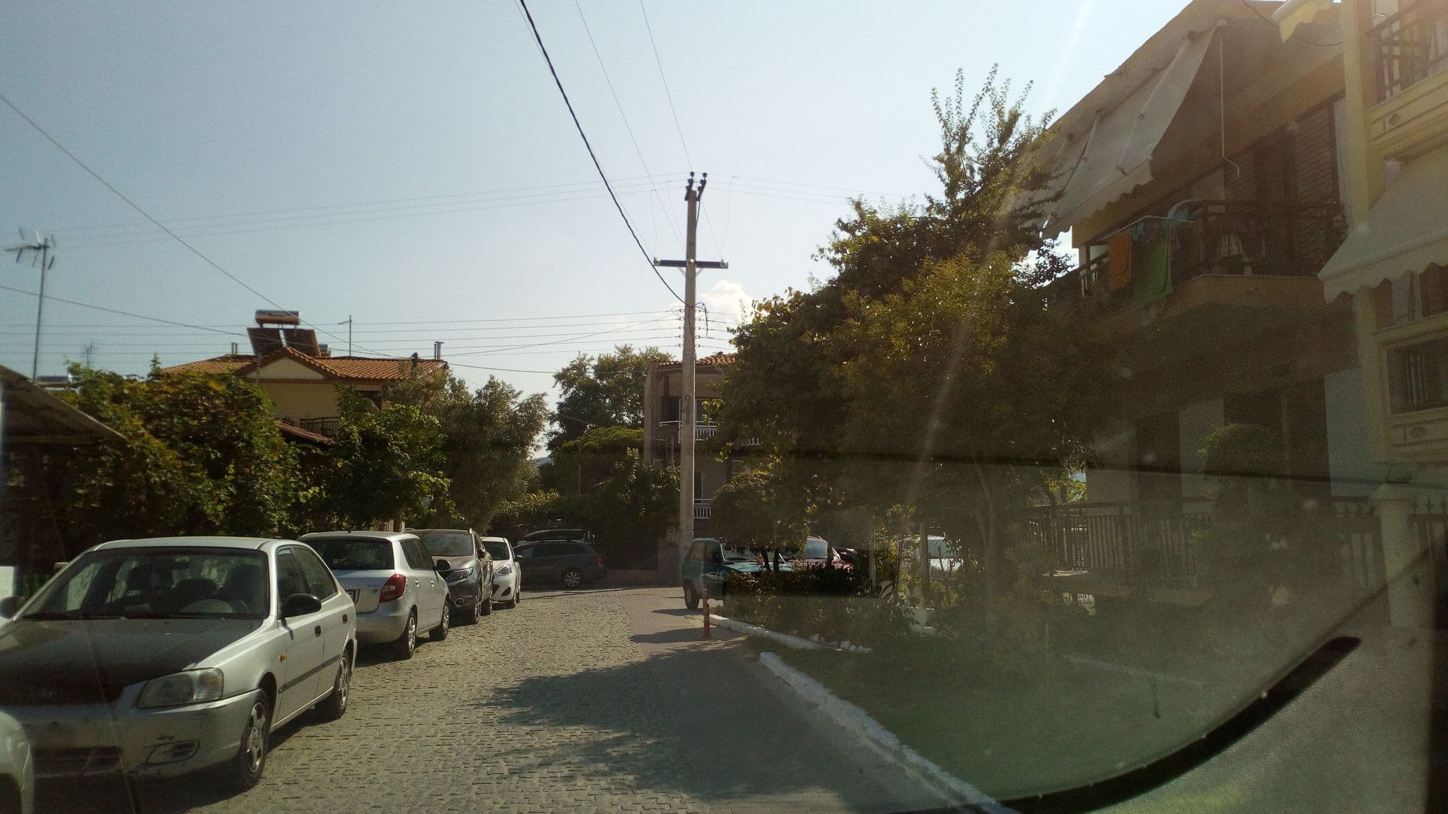 Street view near House Sartios, Sárti — © skarmoutsosv (CC BY-SA · Mapillary)