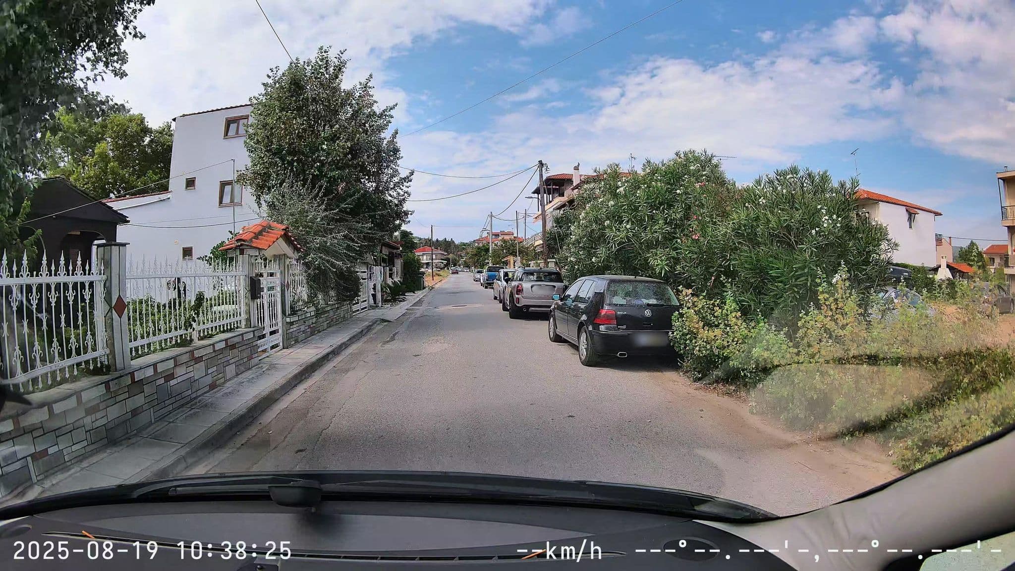 Street view near 3D Iliadis Studios, Ierissós — © sm4rk0 (CC BY-SA · Mapillary)
