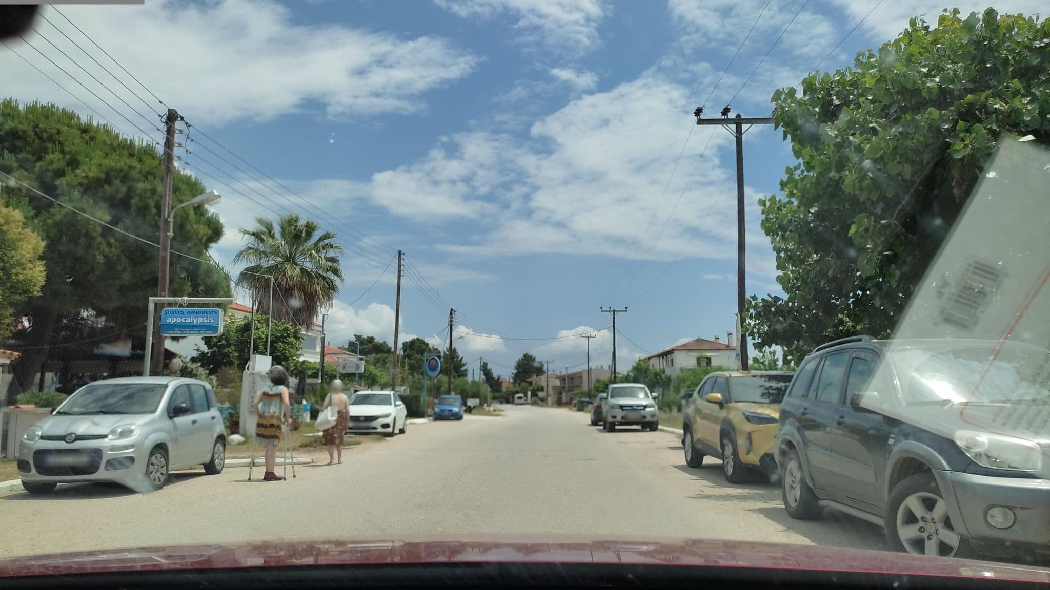 Street view near Apocalypsis, Ormýlia — © neau (CC BY-SA · Mapillary)