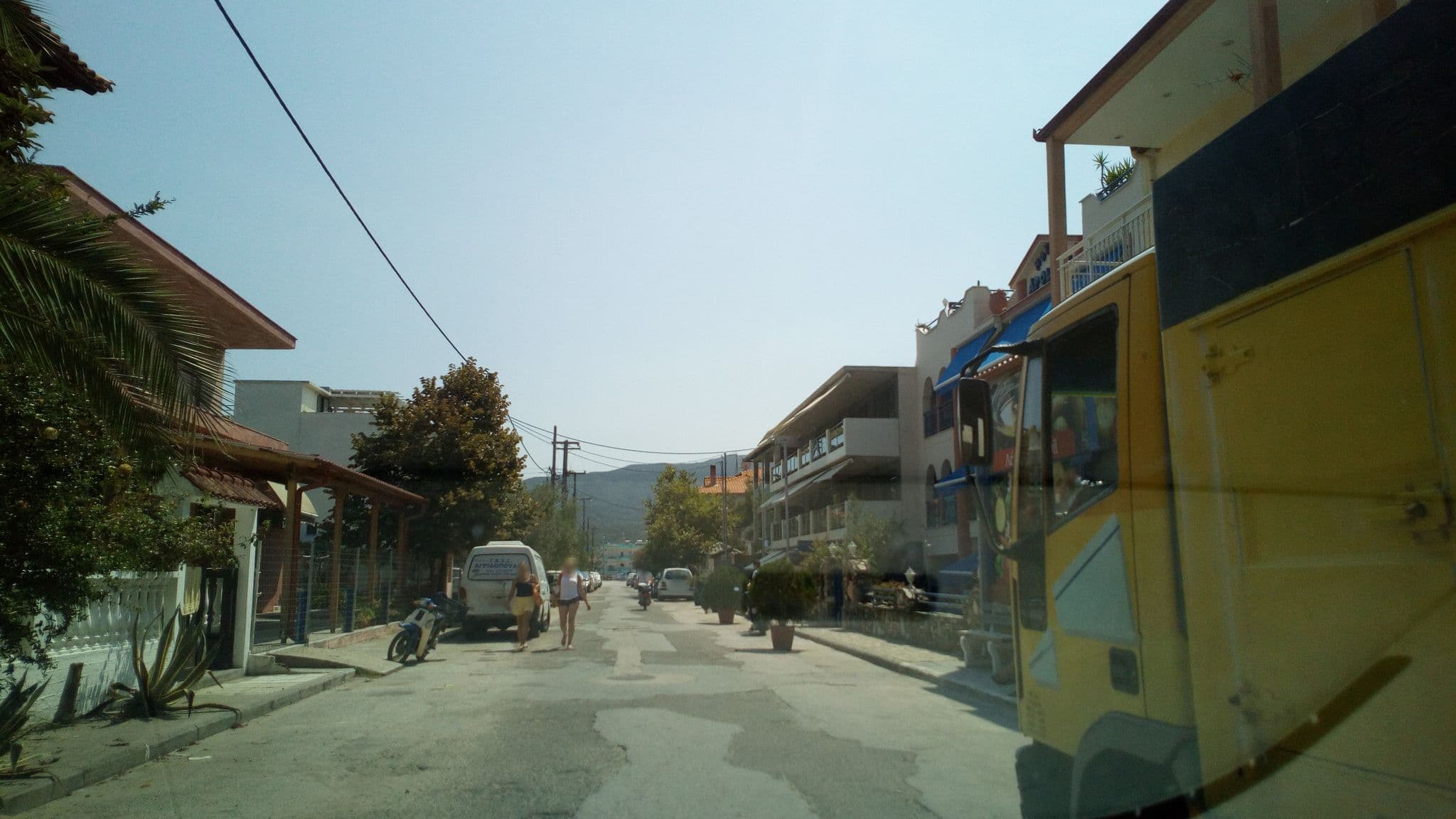 Street view near Achilleas, Sárti — © skarmoutsosv (CC BY-SA · Mapillary)