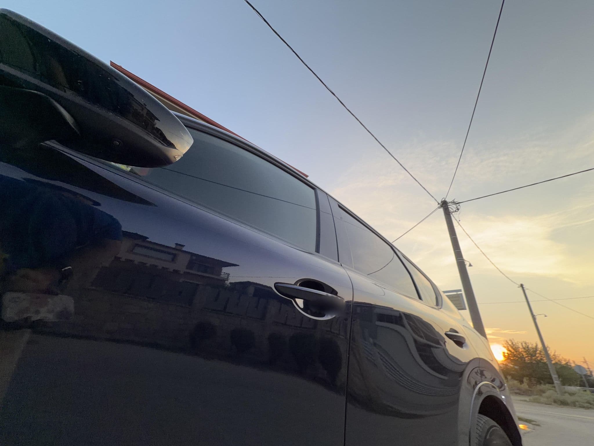 Street view near Antoniou Family Apartments, Níkiti — © the100daysummer (CC BY-SA · Mapillary)