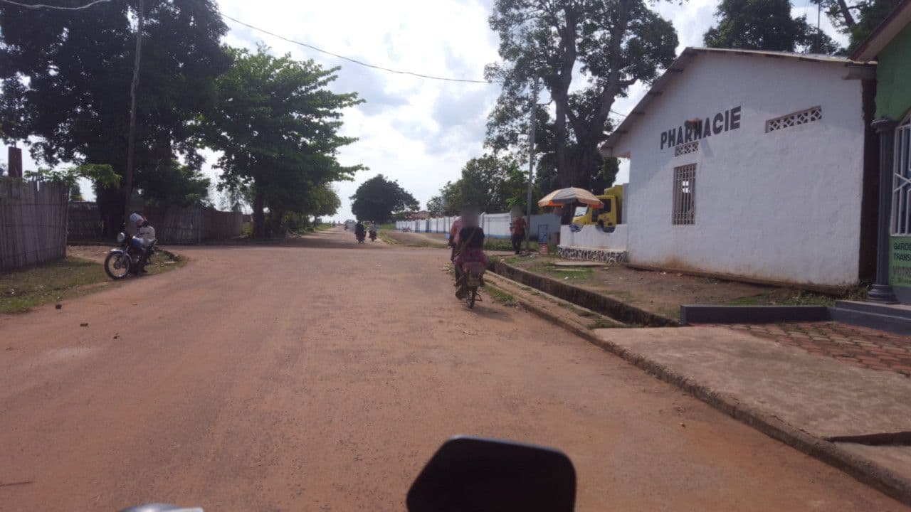 Street view near Hotel Ebengo, Bandundu Province — © don20 (CC BY-SA · Mapillary)