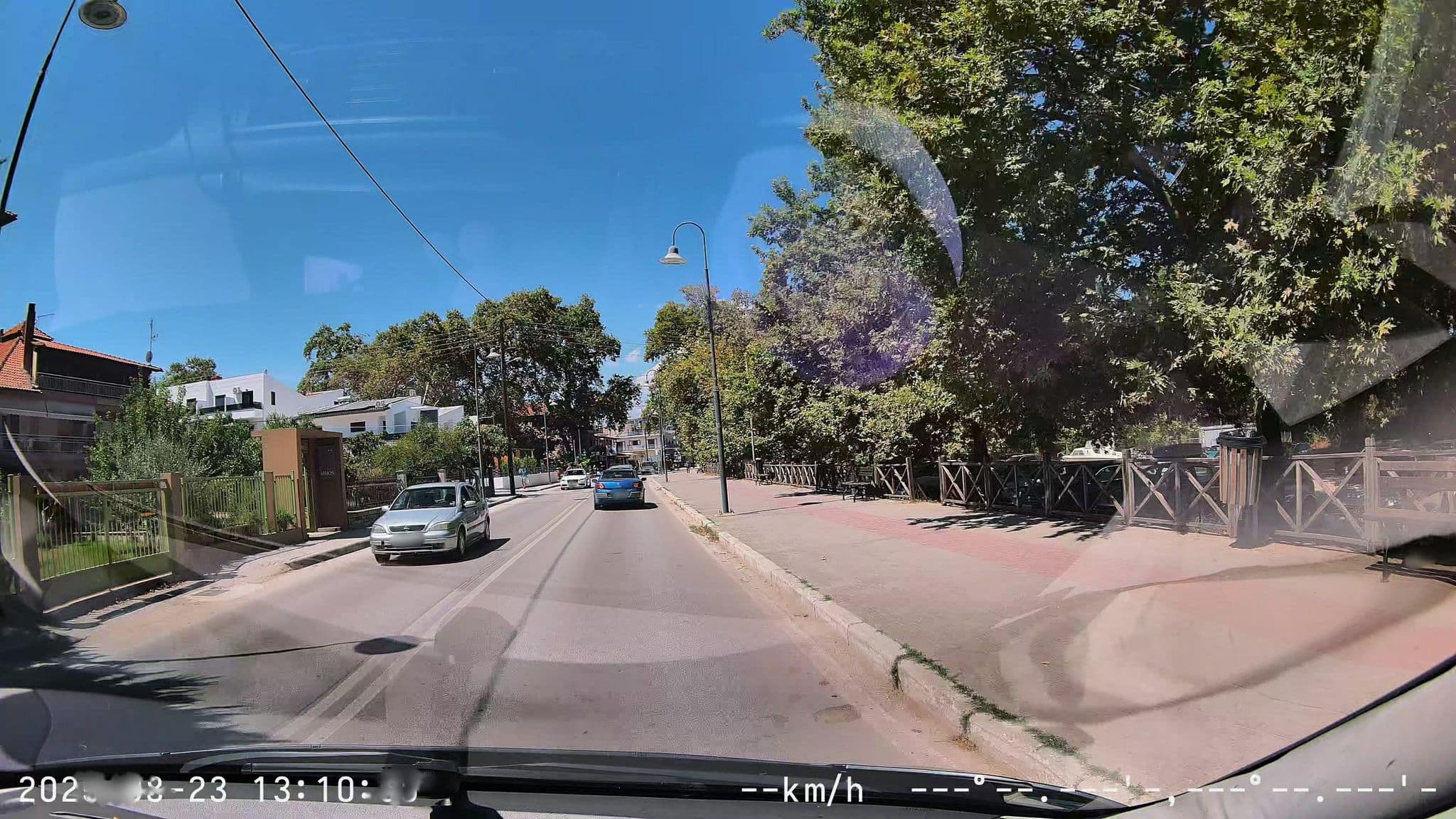 Street view near Athos Hotel, Stavrós — © sm4rk0 (CC BY-SA · Mapillary)
