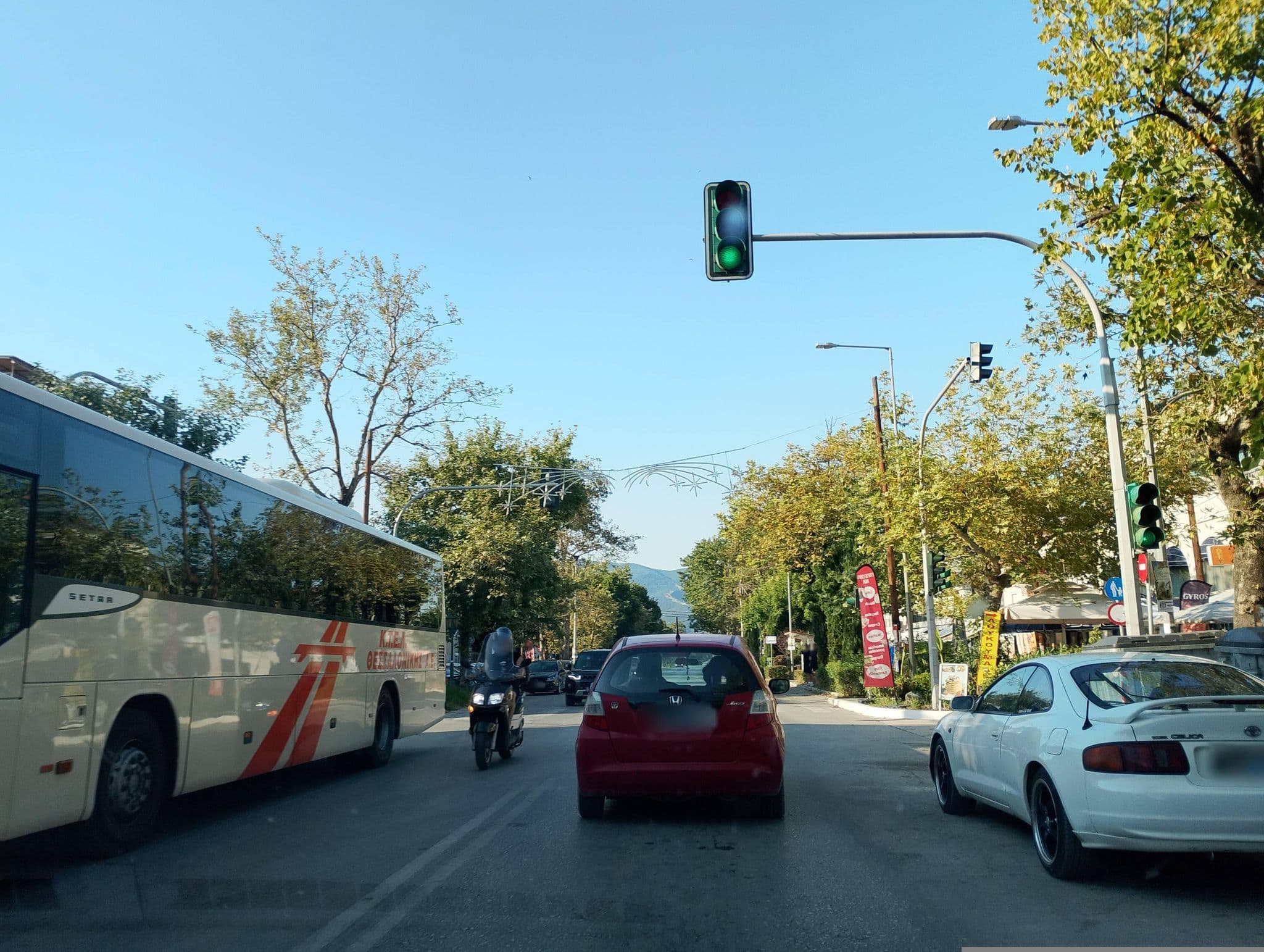 Street view near Saint George Hotel, Asproválta — © George_210 (CC BY-SA · Mapillary)
