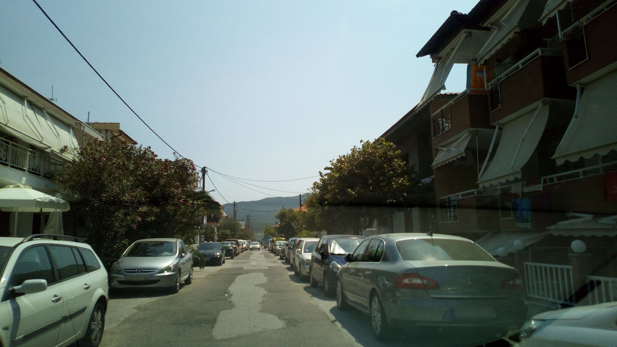 Street view near Jannnis, Sárti — © skarmoutsosv (CC BY-SA · Mapillary)