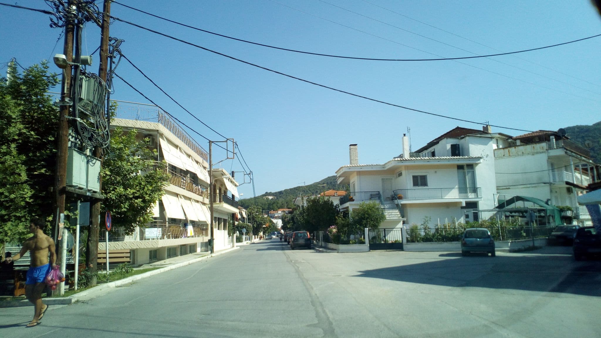 Street view near Αρχοντικό Αλεξανδρου, Stavrós — © skarmoutsosv (CC BY-SA · Mapillary)
