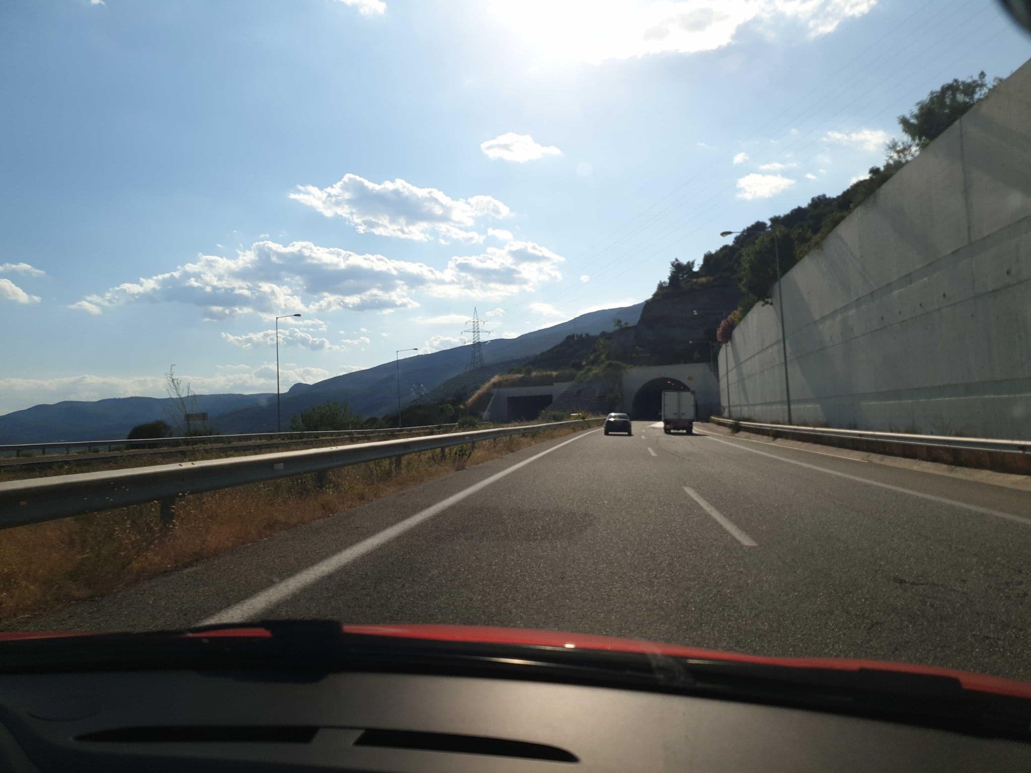 Street view near Aleksander rent rooms, Asproválta — © yannakis (CC BY-SA · Mapillary)
