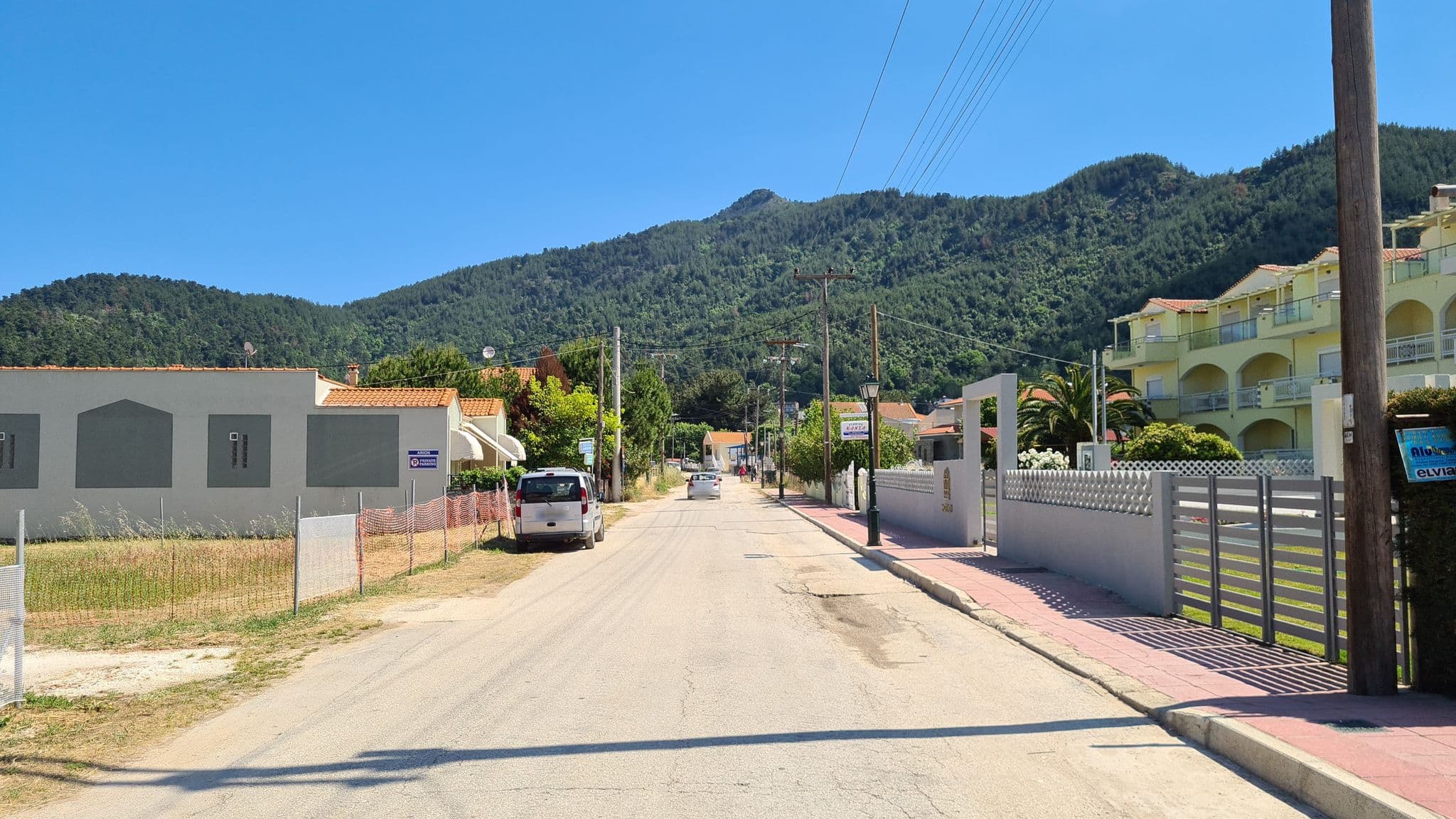 Street view near Hotel Arion, Potamiá — © mappi0920 (CC BY-SA · Mapillary)