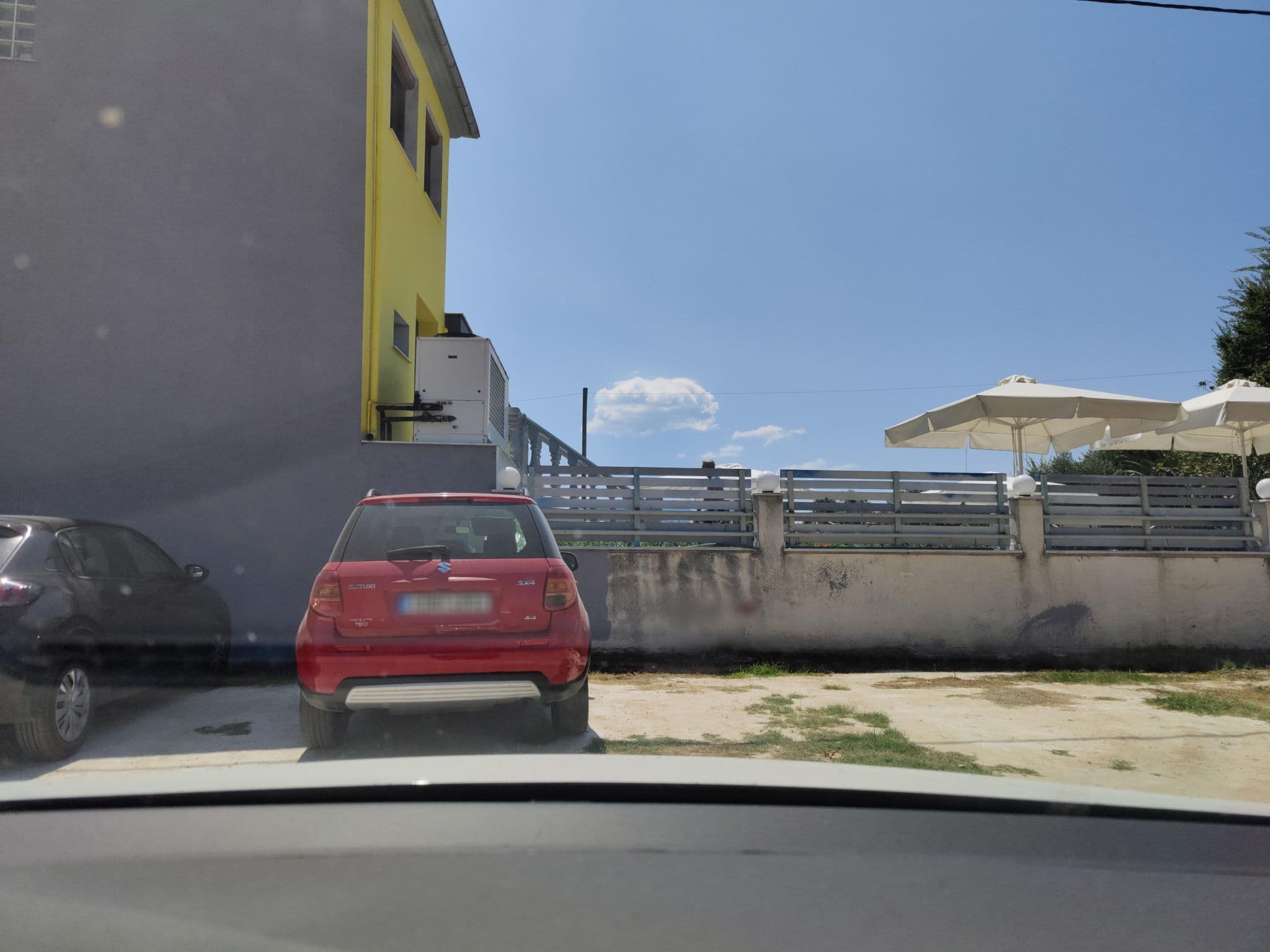 Street view near Patra Rooms, Prínos — © tr4sk (CC BY-SA · Mapillary)