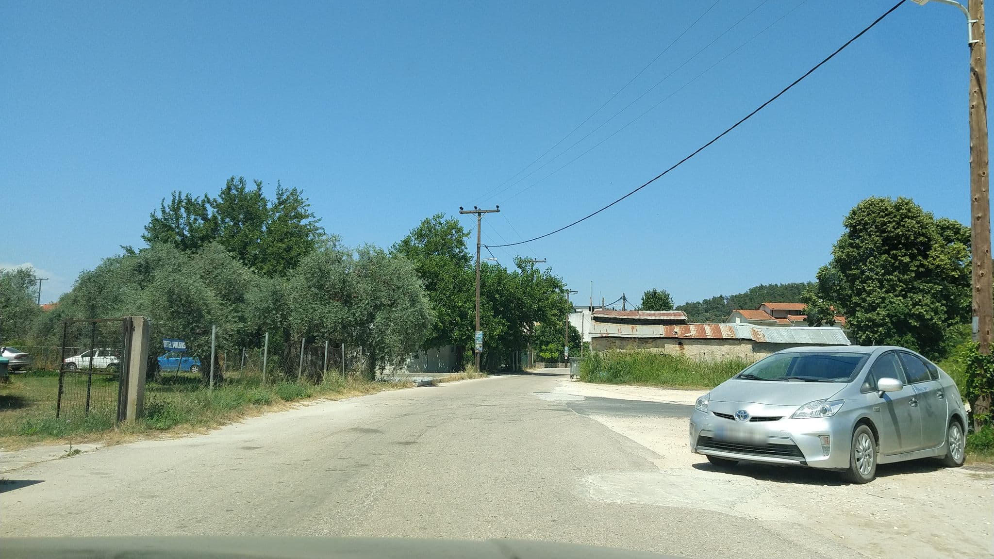 Street view near Αντιγονη Hotel, Thásos — © lucia_ (CC BY-SA · Mapillary)