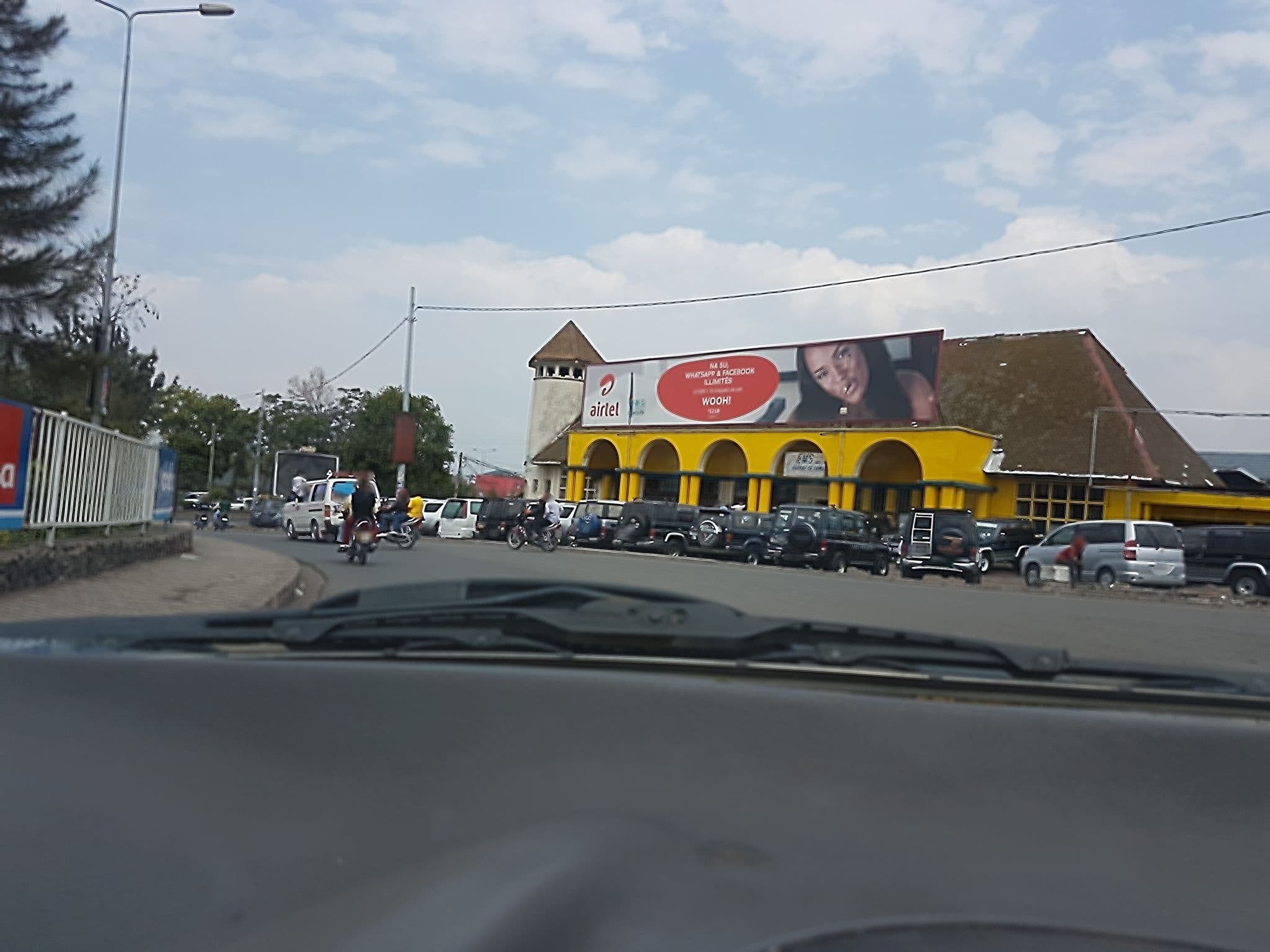 Street view near Hôtel Rusina, Goma — © dielon (CC BY-SA · Mapillary)