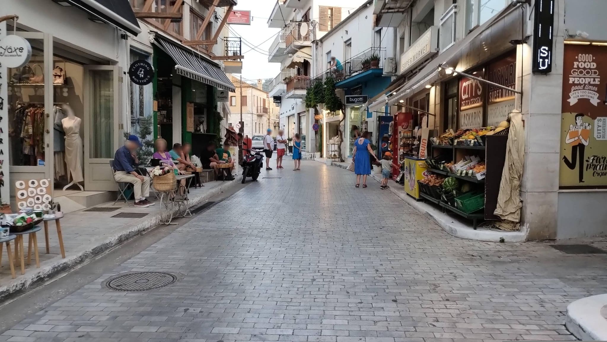 Street view near Theagenis, Thásos — © batvanyu (CC BY-SA · Mapillary)