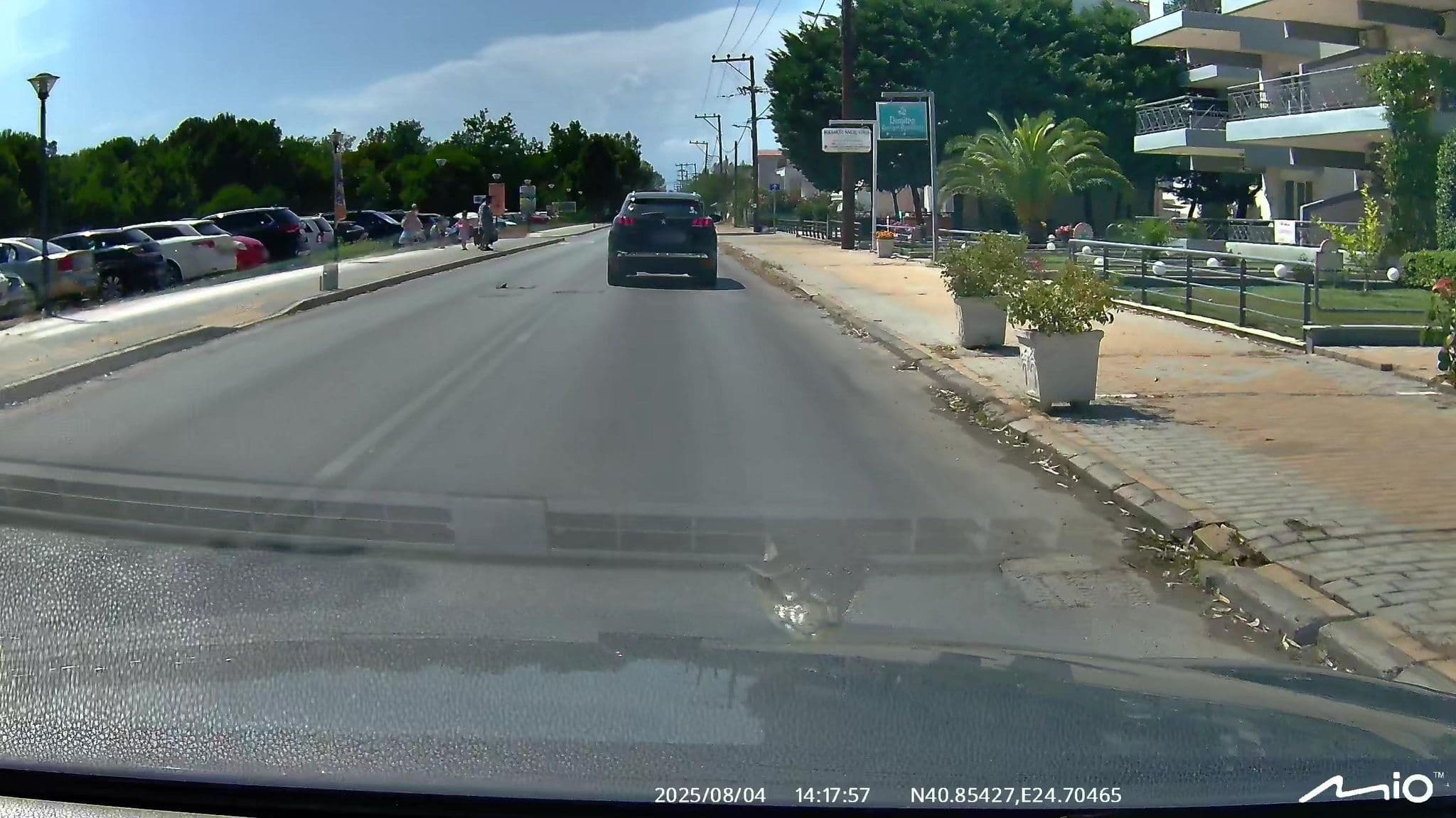 Street view near Inside Apartments, Keramotí — © puky (CC BY-SA · Mapillary)