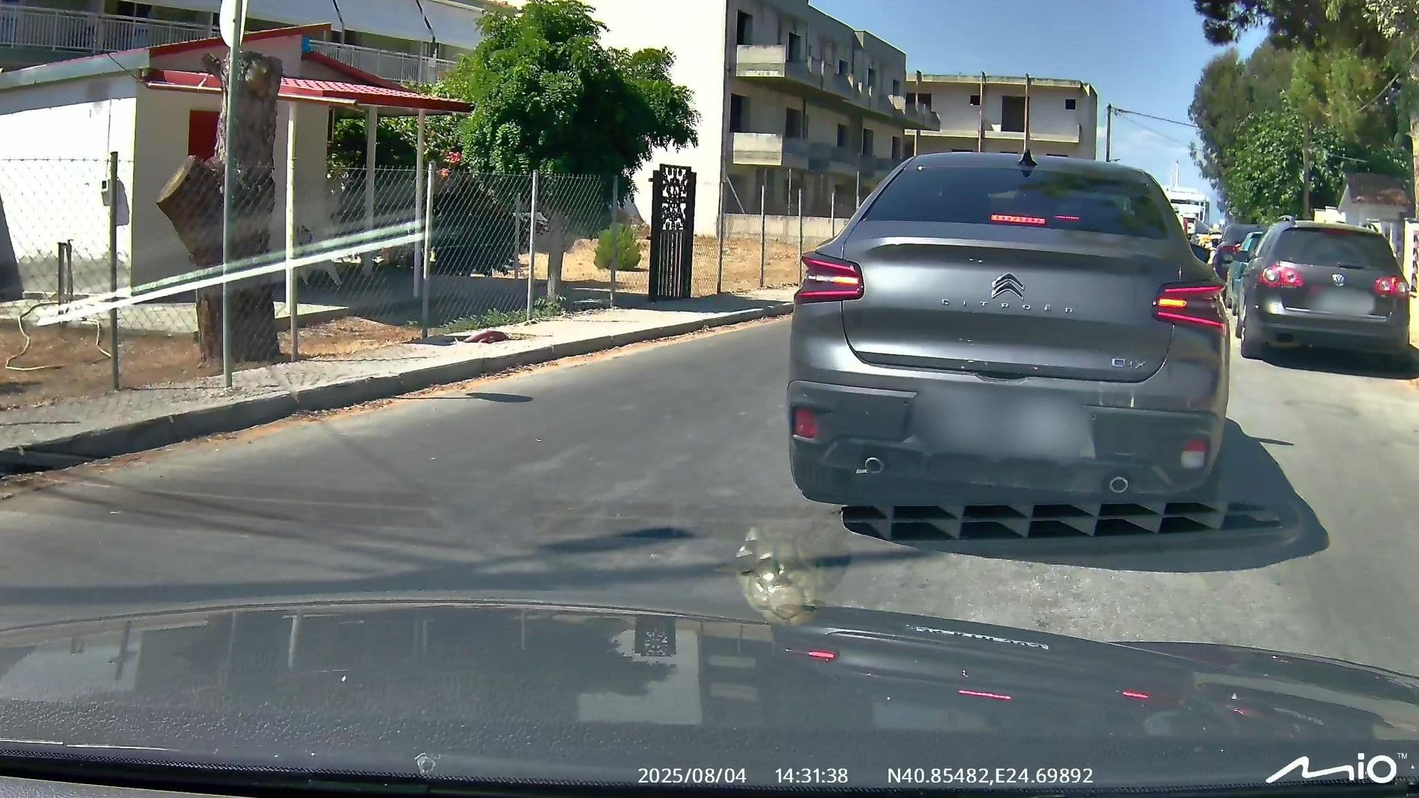 Street view near Hotel Akropolis, Keramotí — © puky (CC BY-SA · Mapillary)