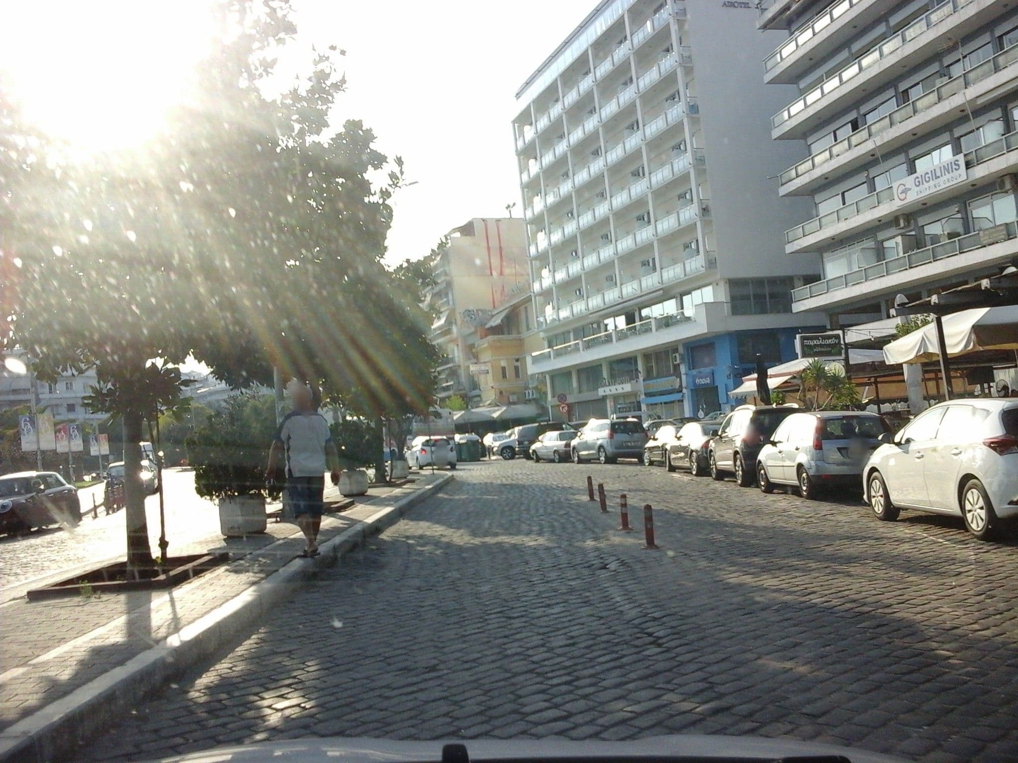 Street view near Epicure Suites, Kavála — © robot8a (CC BY-SA · Mapillary)