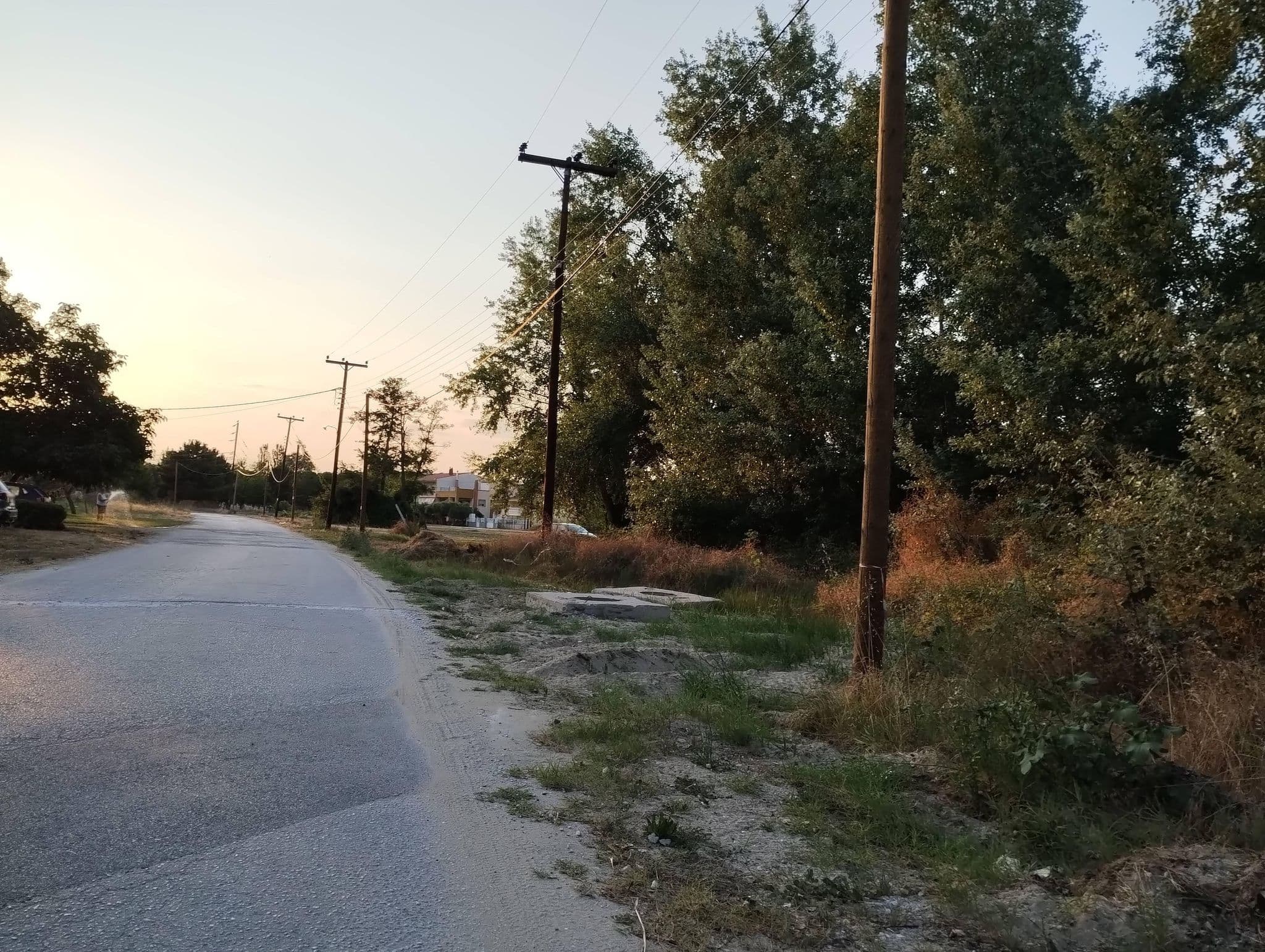 Street view near StayInn Family House Excelsior, Keramotí — © batvanyu (CC BY-SA · Mapillary)