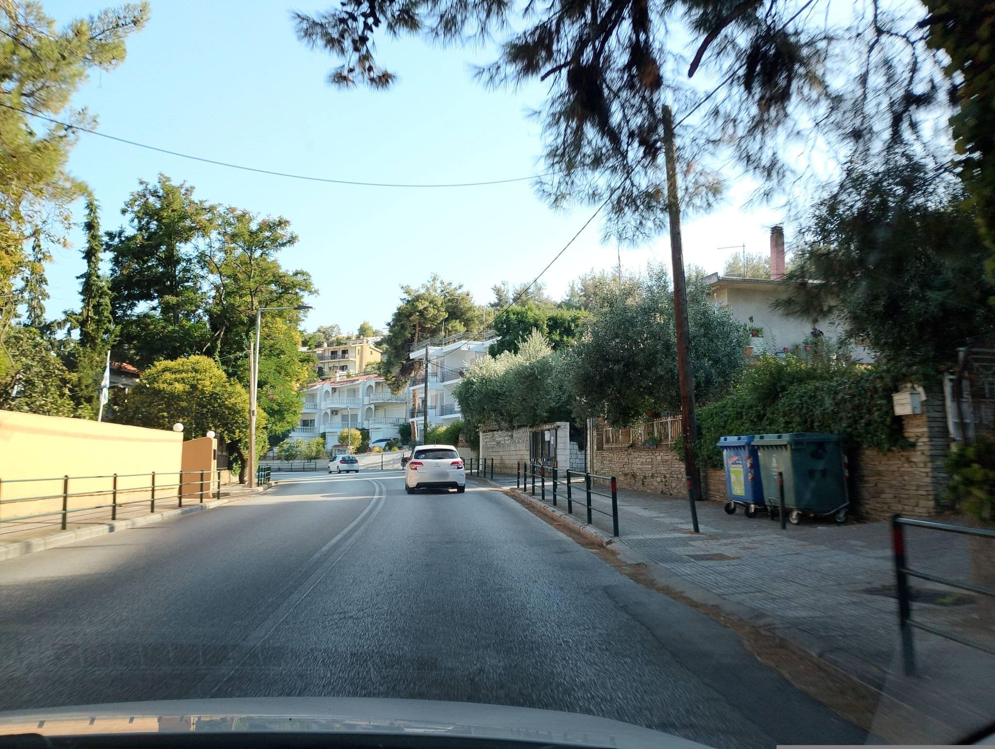 Street view near Luca Appartments, Palaió Tsiflíki — © George_210 (CC BY-SA · Mapillary)