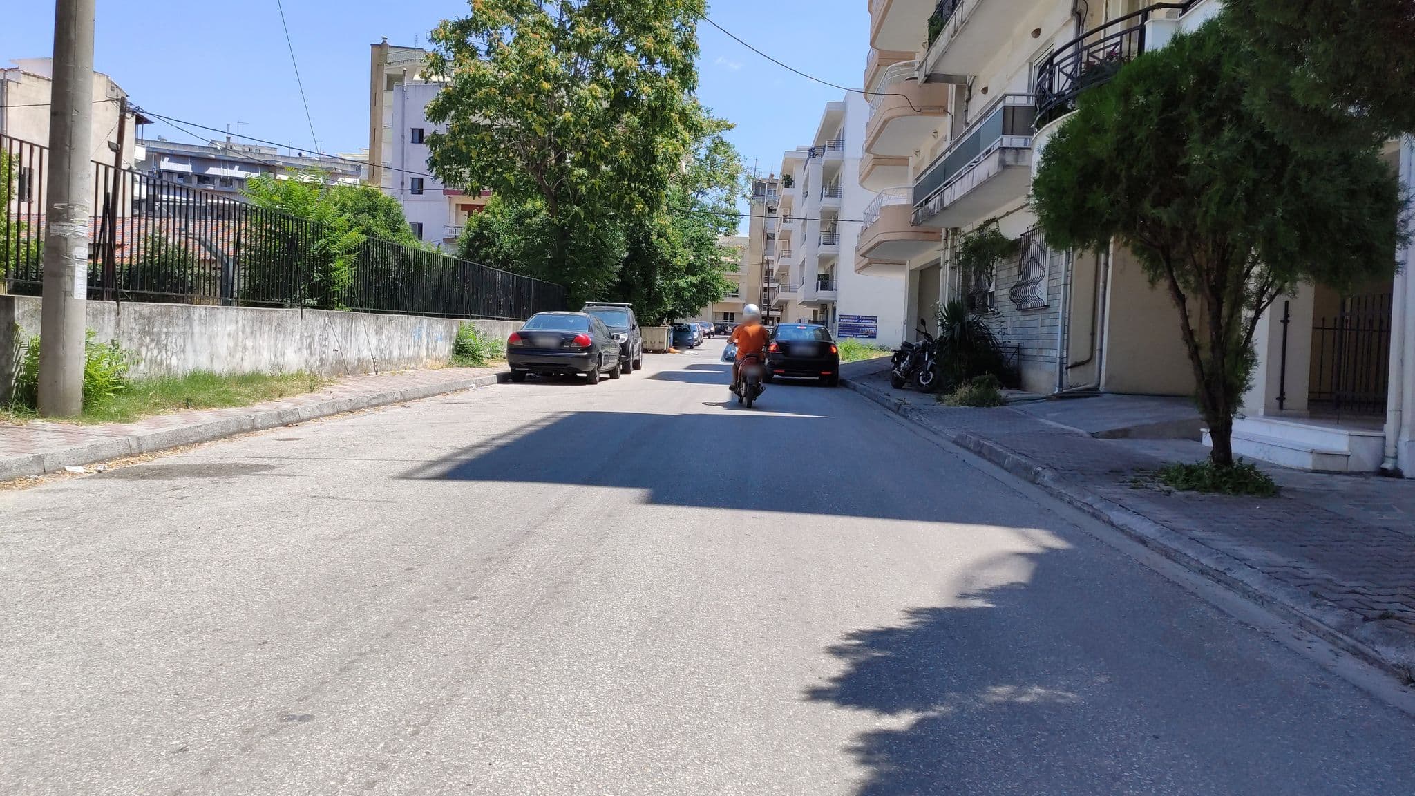 Street view near Hotel <Perdikis>, Komotiní — © dimitris_berry (CC BY-SA · Mapillary)