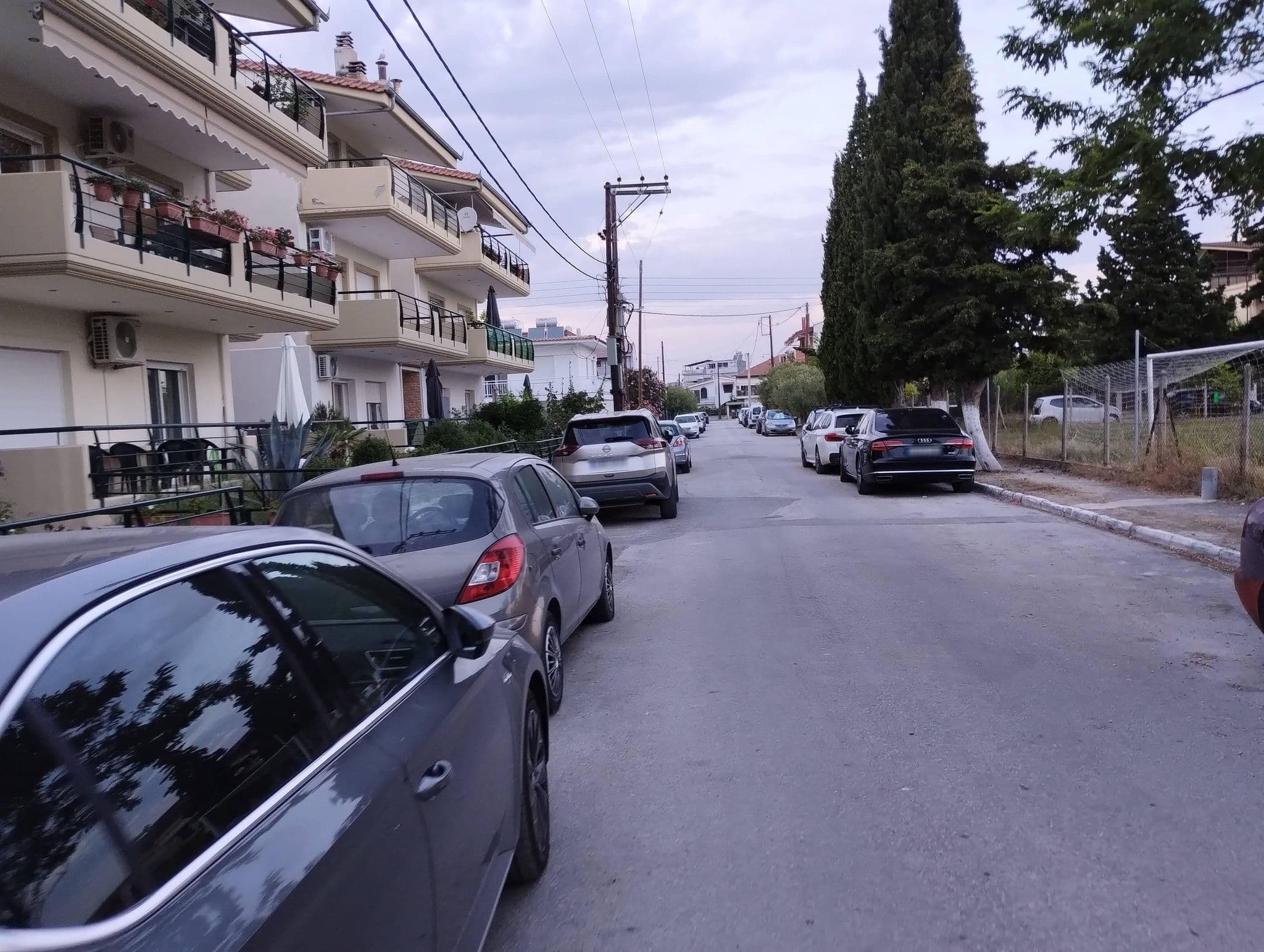 Street view near Apartments for rent in Karamoti, Keramotí — © batvanyu (CC BY-SA · Mapillary)