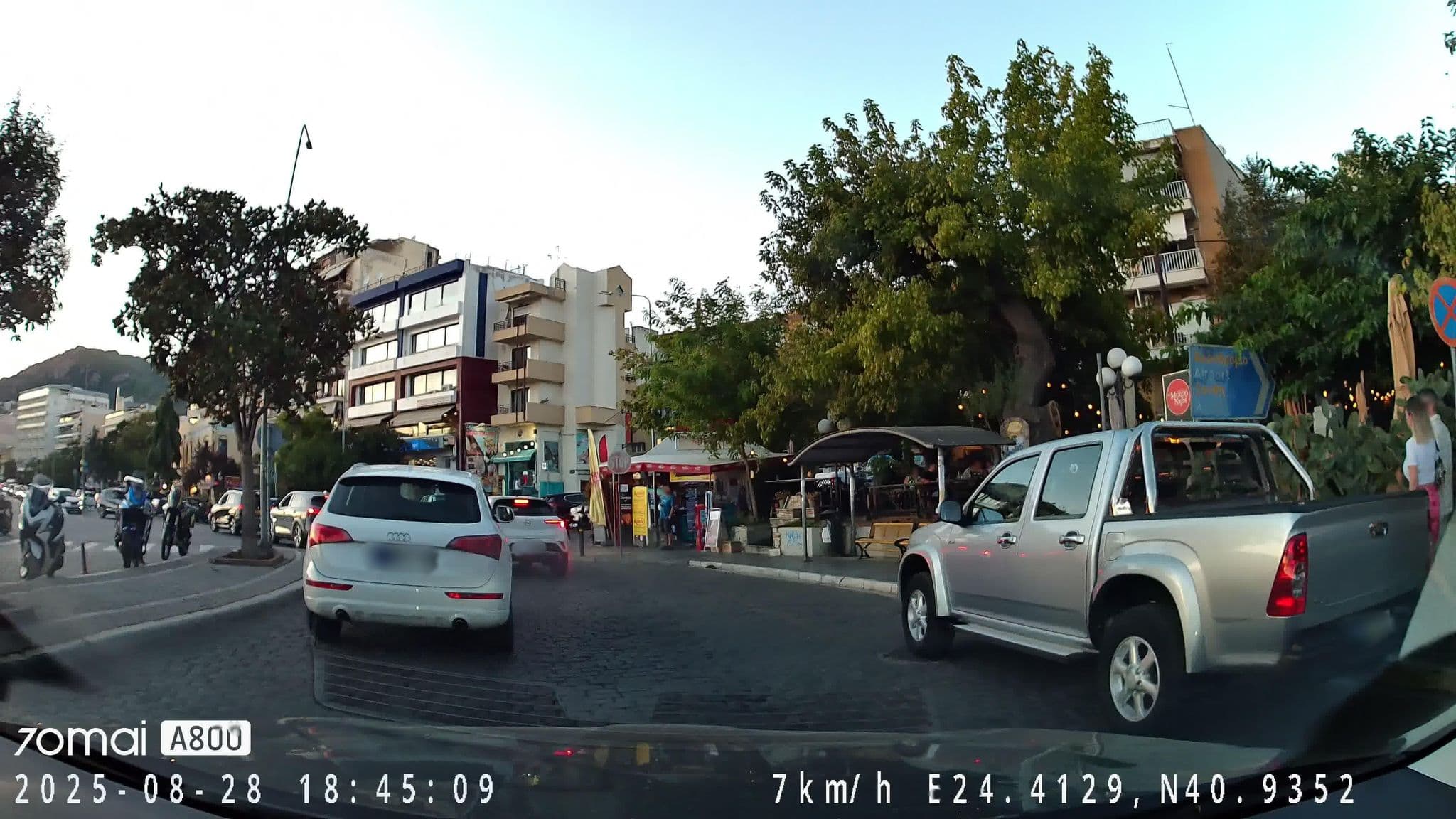 Street view near kavala egneita hotel, Kavála — © morflot (CC BY-SA · Mapillary)