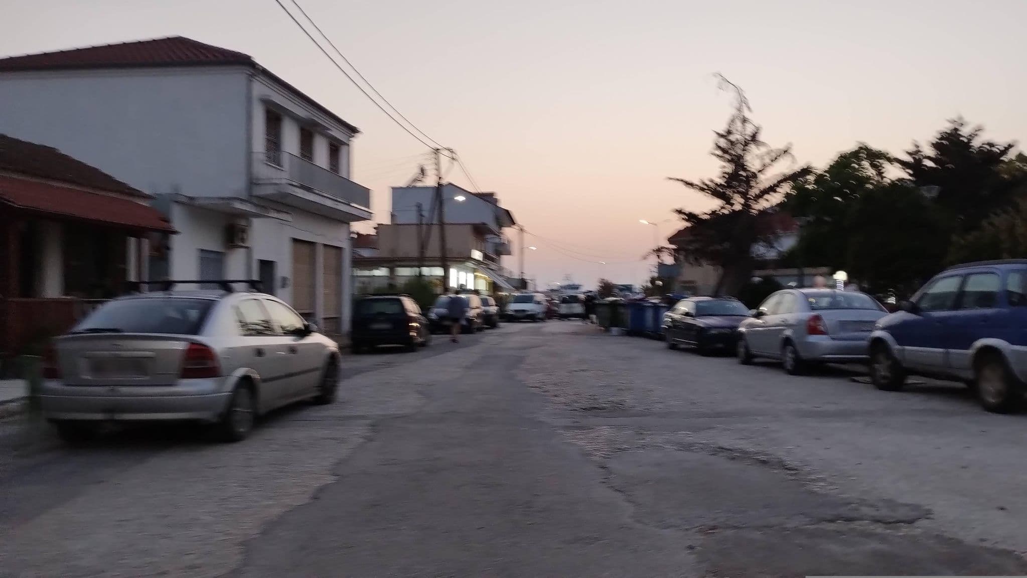 Street view near Sunset, Keramotí — © batvanyu (CC BY-SA · Mapillary)