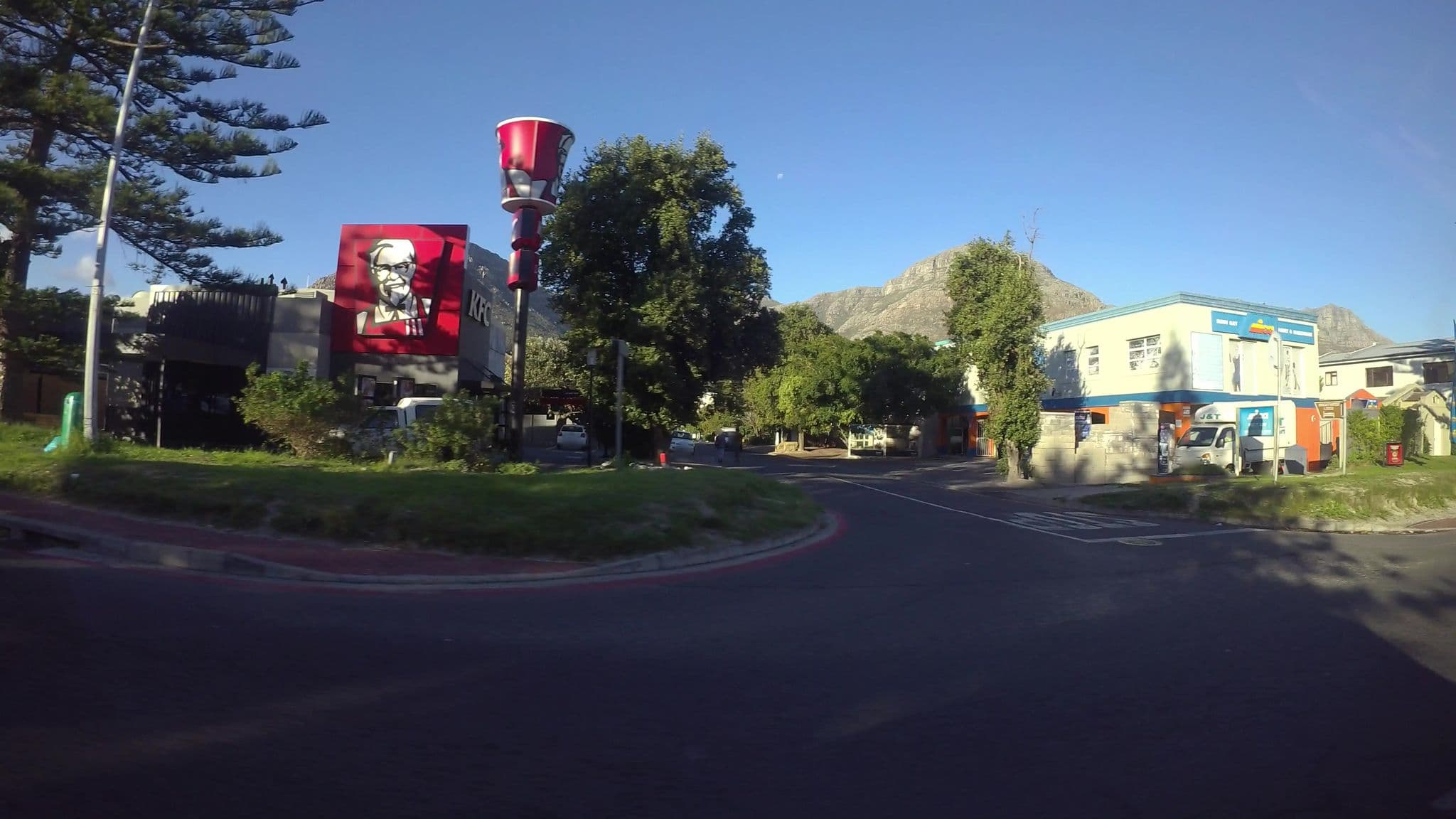 Street view near Hout Bay Holiday Cottage, Constantia — © kaartcam (CC BY-SA · Mapillary)