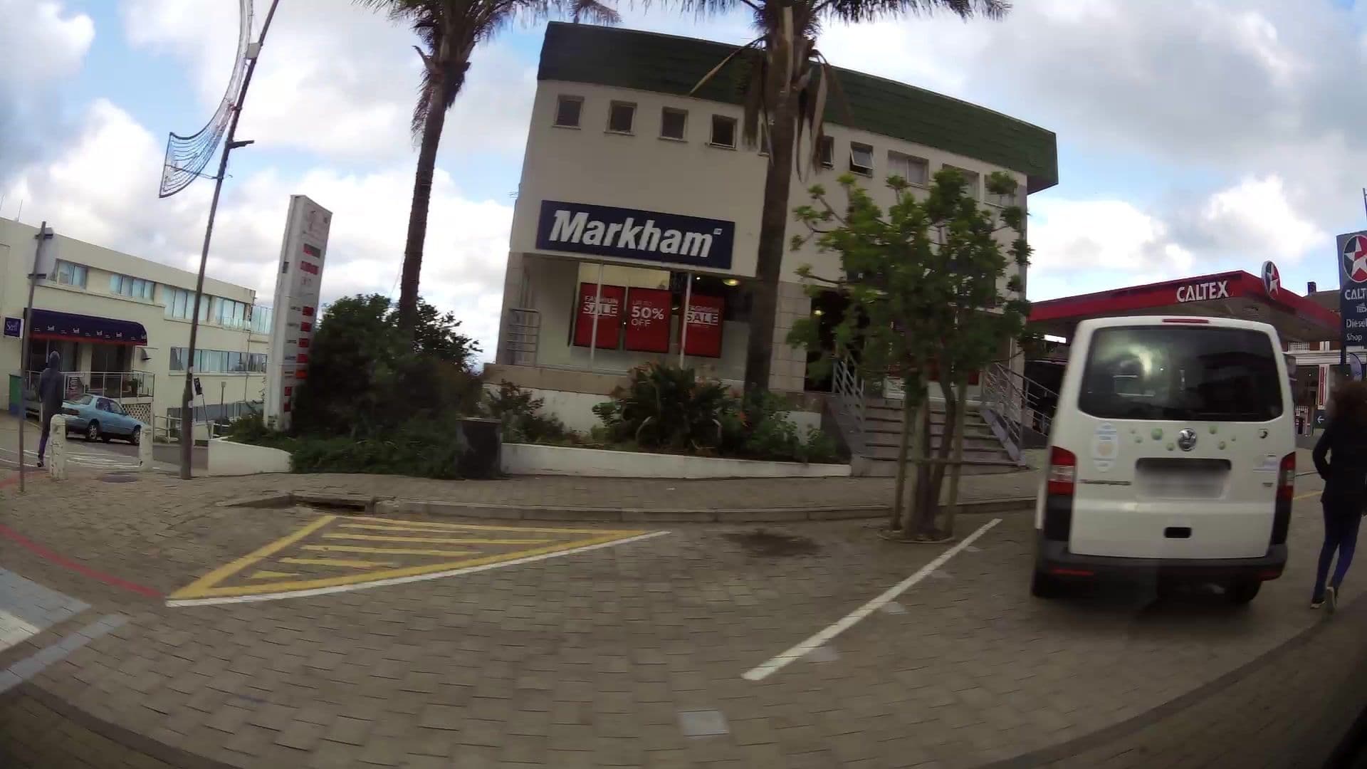 Street view near Plett Backpackers, Plettenberg Bay — © kaartcam (CC BY-SA · Mapillary)