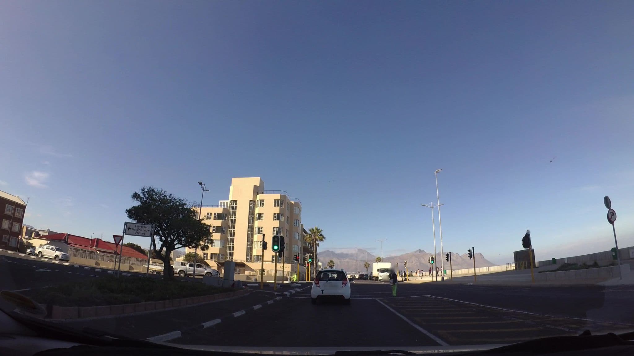 Street view near Bottlebrush Cottage, Somerset West — © kaartcam (CC BY-SA · Mapillary)