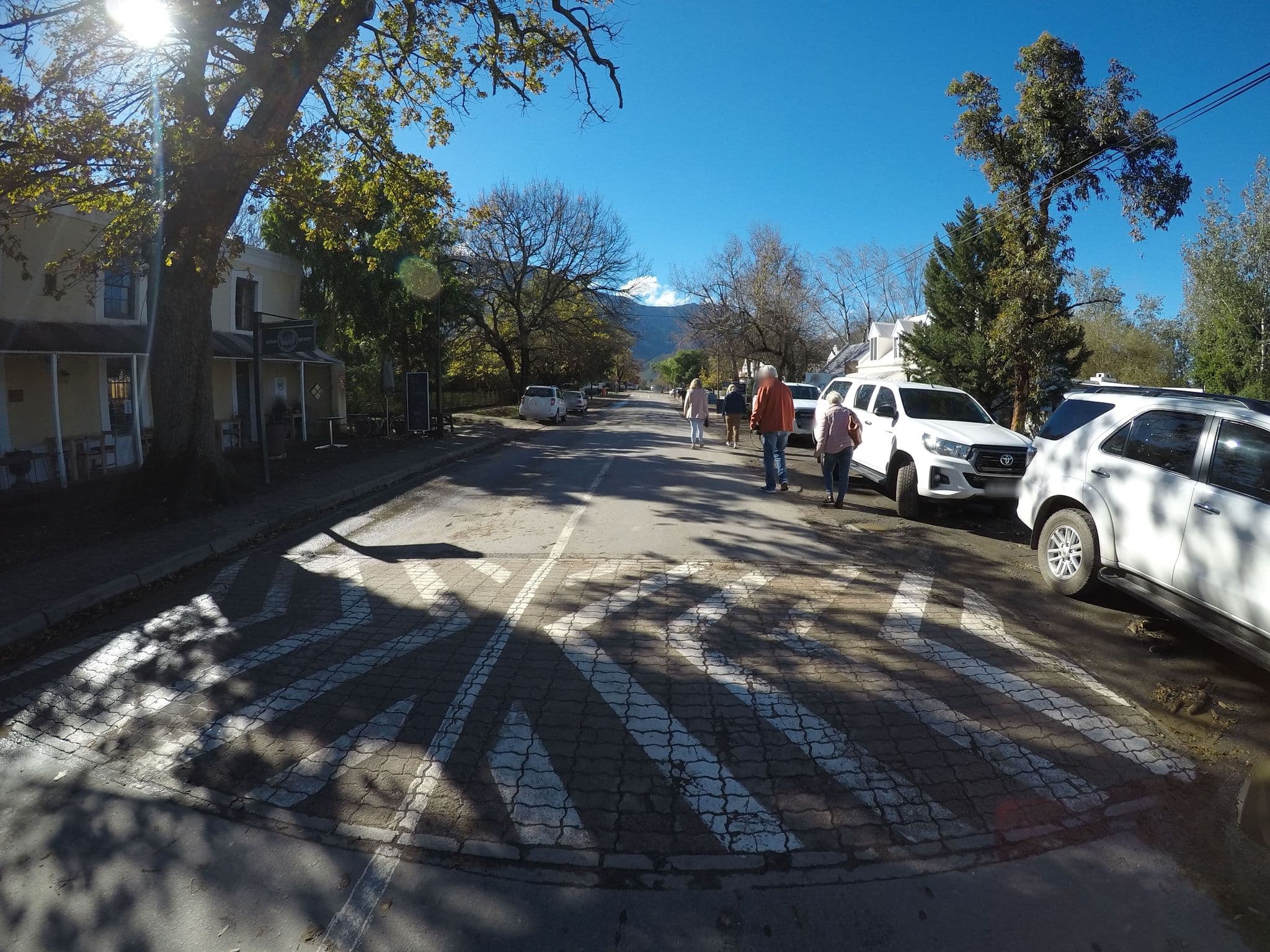 Street view near The Old Potter's Inn, Greyton — © bergie (CC BY-SA · Mapillary)