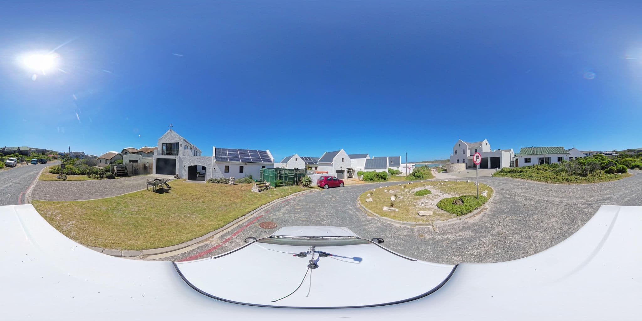 Street view near Pebble Beach B&B, Struisbaai — © abrahamthe (CC BY-SA · Mapillary)