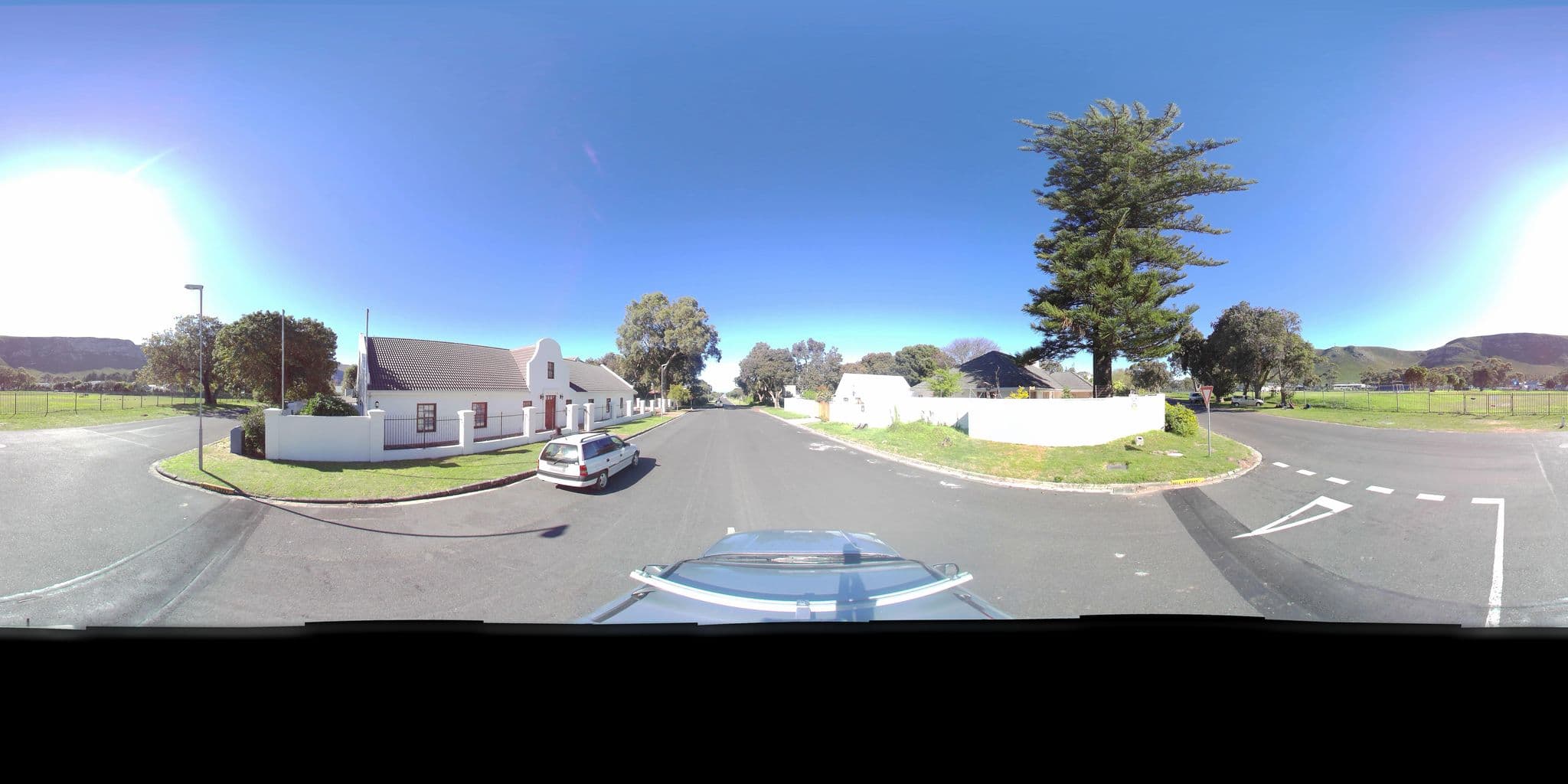 Street view near Hermanus Dorpshuys, Hermanus — © gertcb (CC BY-SA · Mapillary)
