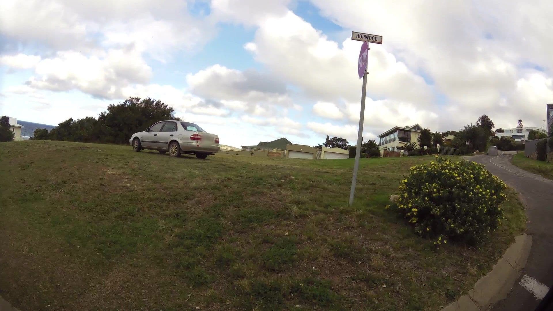 Street view near 5th House B&B, Plettenberg Bay — © kaartcam (CC BY-SA · Mapillary)