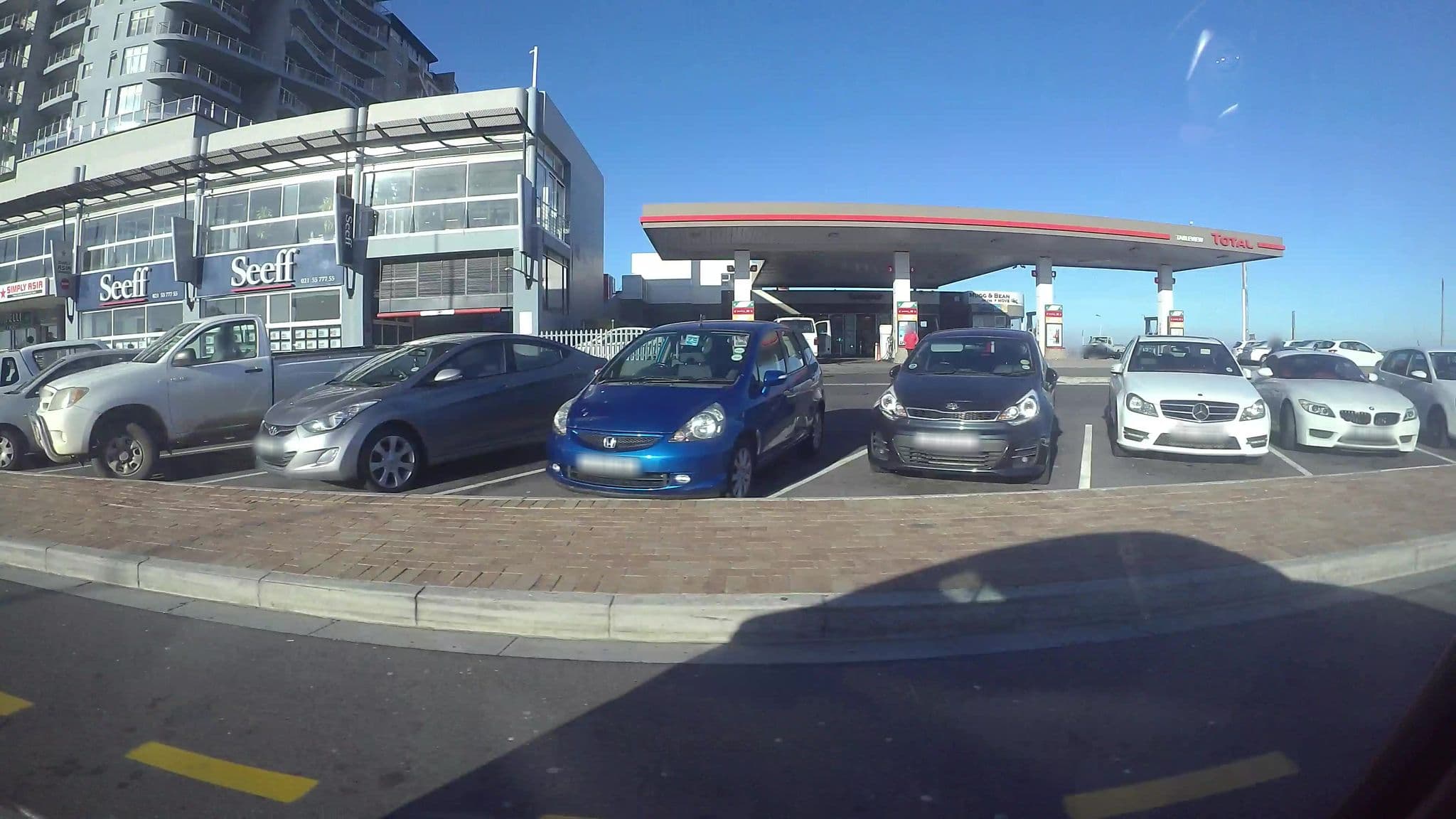 Street view near Lobby Aquarius, Sunset Beach — © kaart_3 (CC BY-SA · Mapillary)