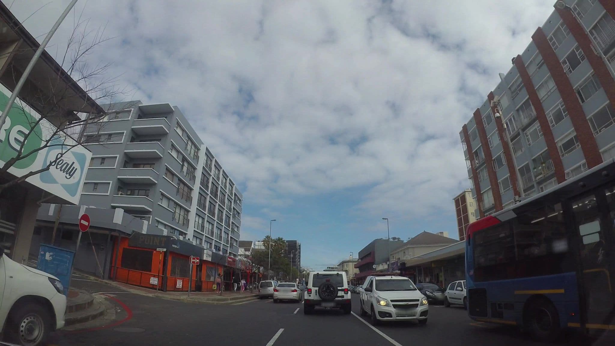 Street view near The Firmont, Cape Town — © kaart_3 (CC BY-SA · Mapillary)