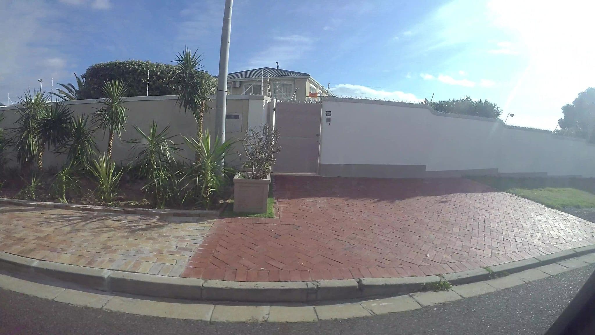 Street view near 3 On Camps Bay Guesthouse, Cape Town — © kaart_3 (CC BY-SA · Mapillary)