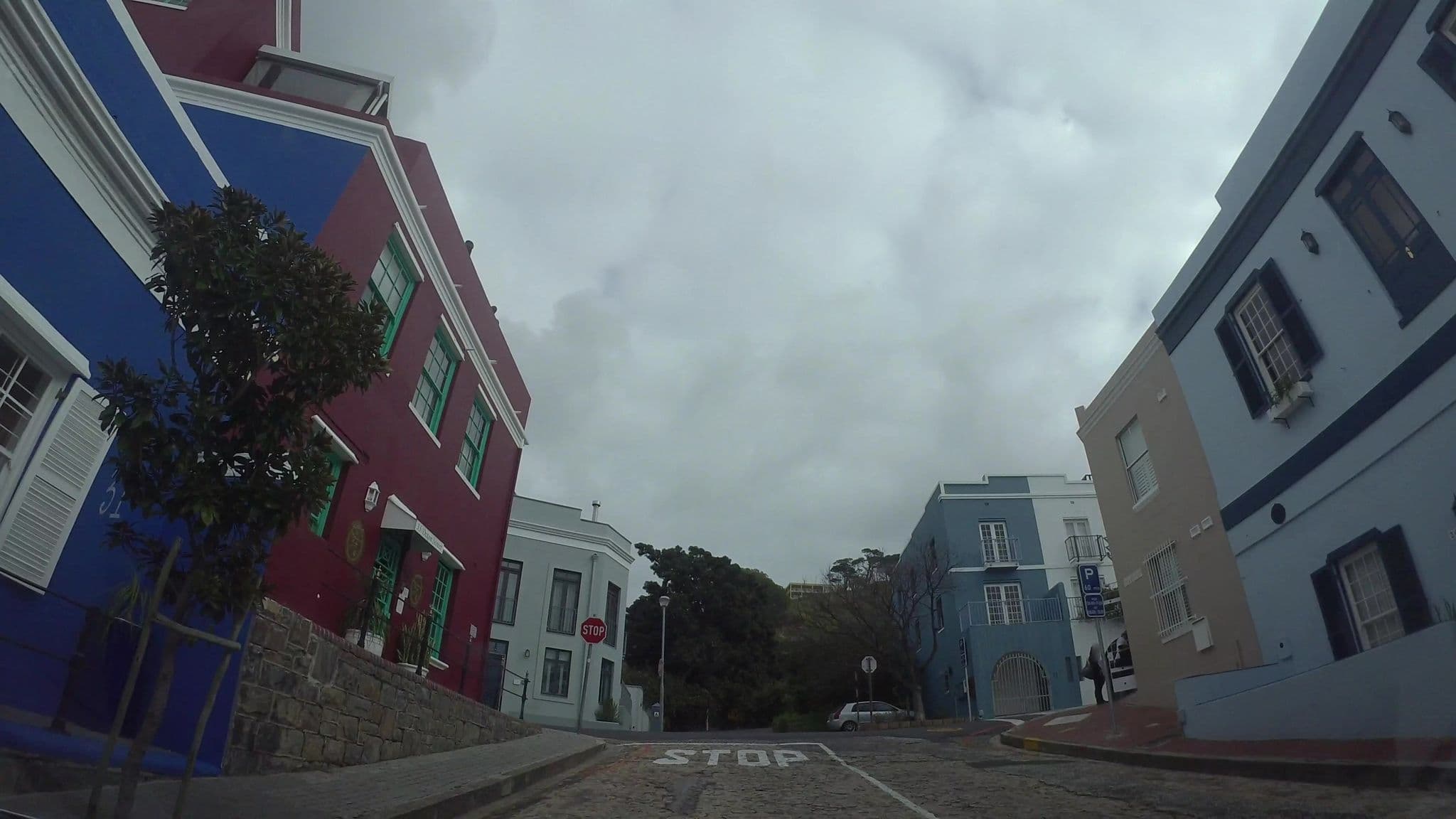 Street view near De Waterkant Lodge, Cape Town — © kaart_3 (CC BY-SA · Mapillary)