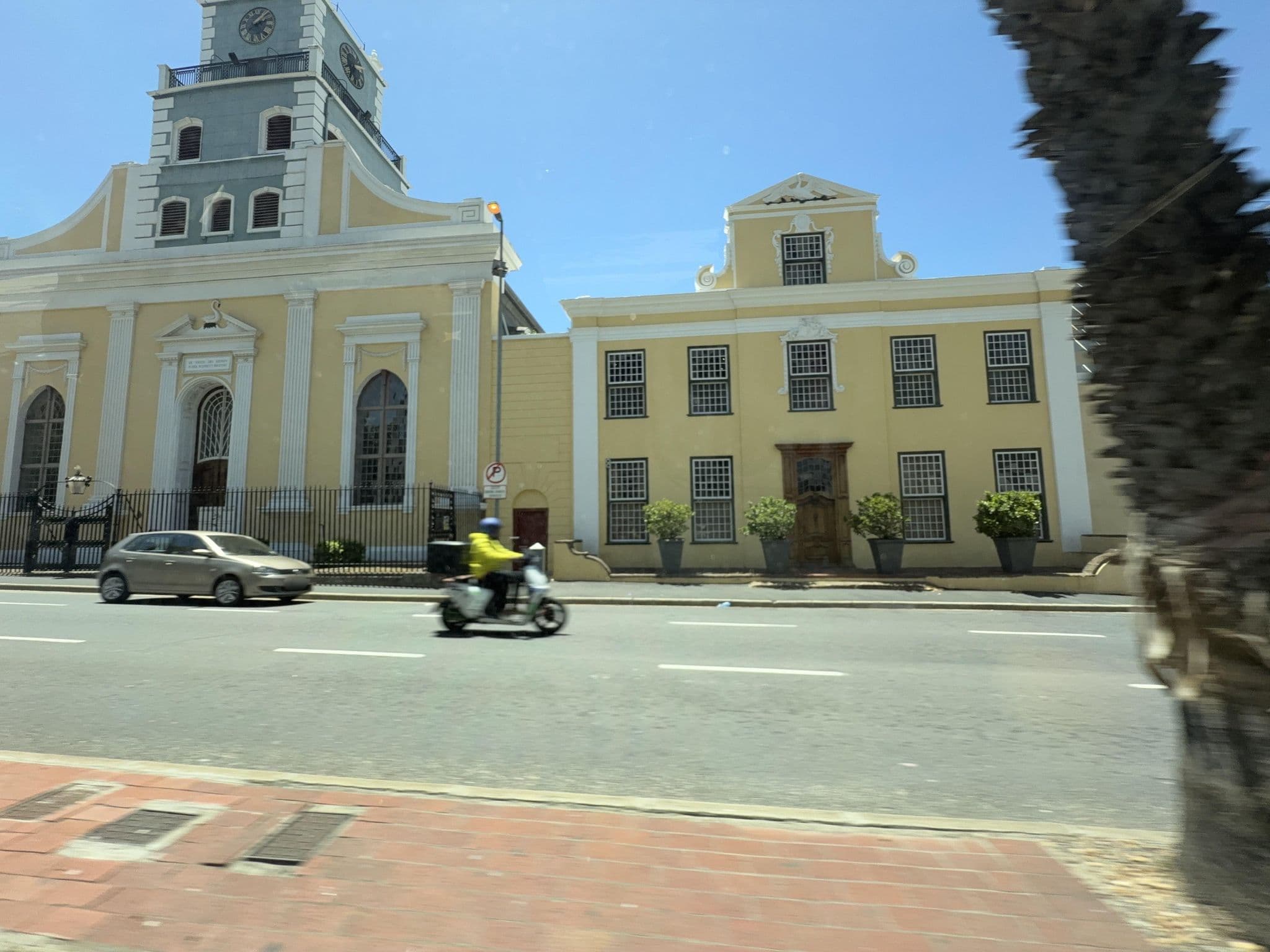 Street view near Tulip Hotel Cape Town, Cape Town — © mawutor (CC BY-SA · Mapillary)
