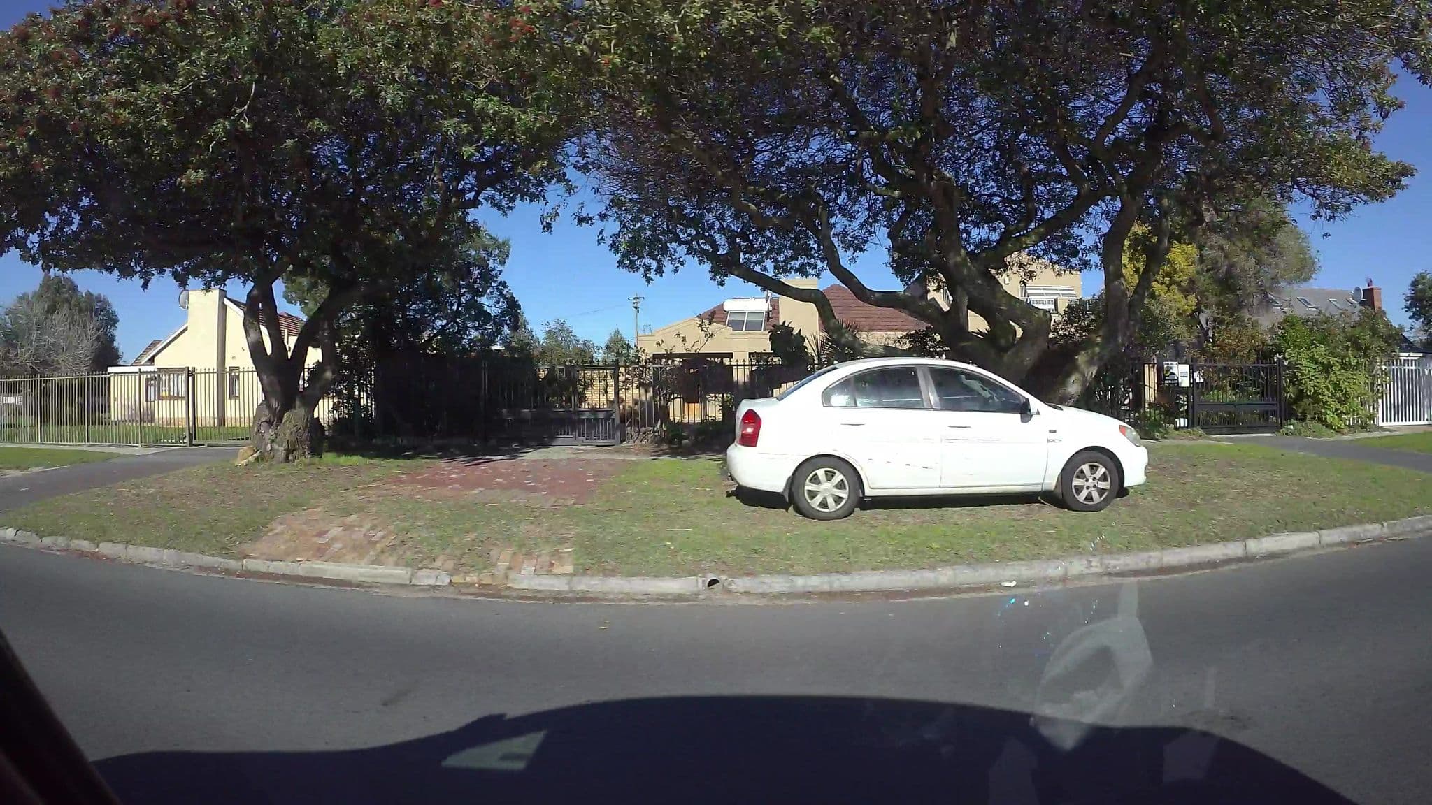 Street view near Pine Cottage, Athlone — © kaart_3 (CC BY-SA · Mapillary)