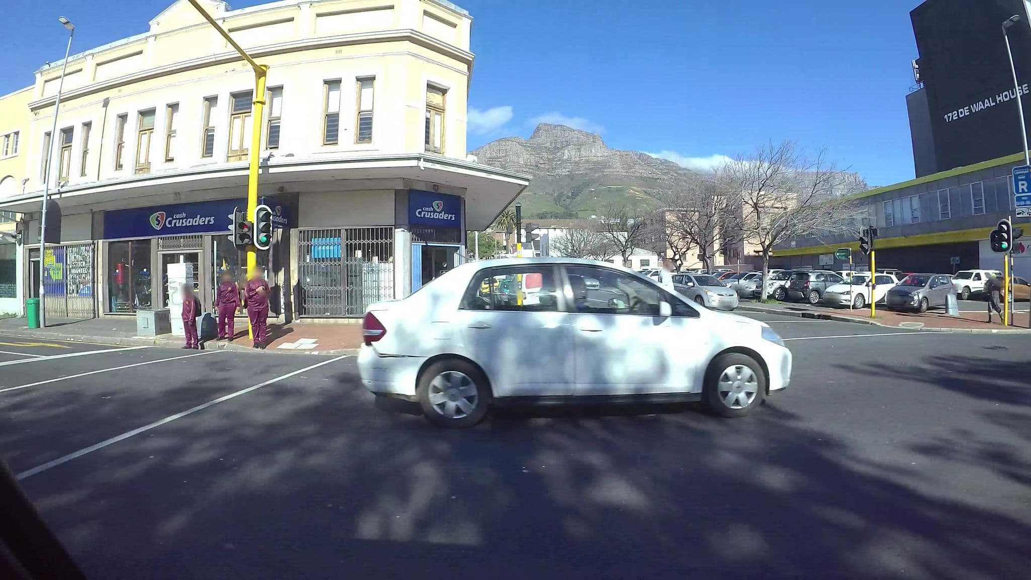 Street view near st george's lodge, Cape Town — © kaart_3 (CC BY-SA · Mapillary)