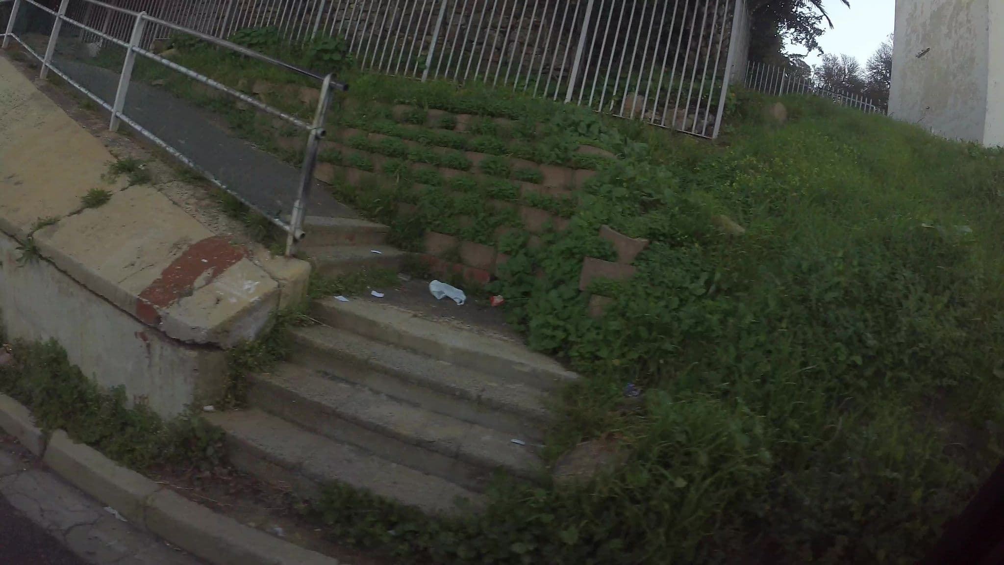 Street view near Signal Hill Lodge, Cape Town — © kaart_3 (CC BY-SA · Mapillary)