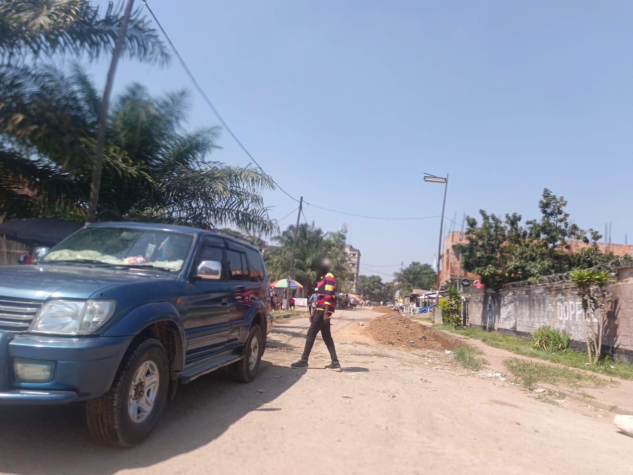 Street view near Hôtel la Grâce, Kananga — © OSP1 (CC BY-SA · Mapillary)
