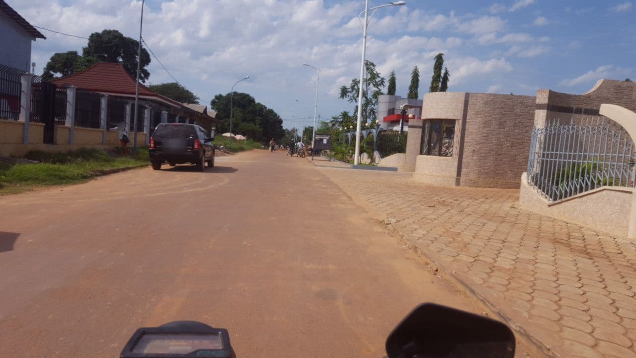 Street view near Majestik Hotel, Bandundu Province — © don20 (CC BY-SA · Mapillary)