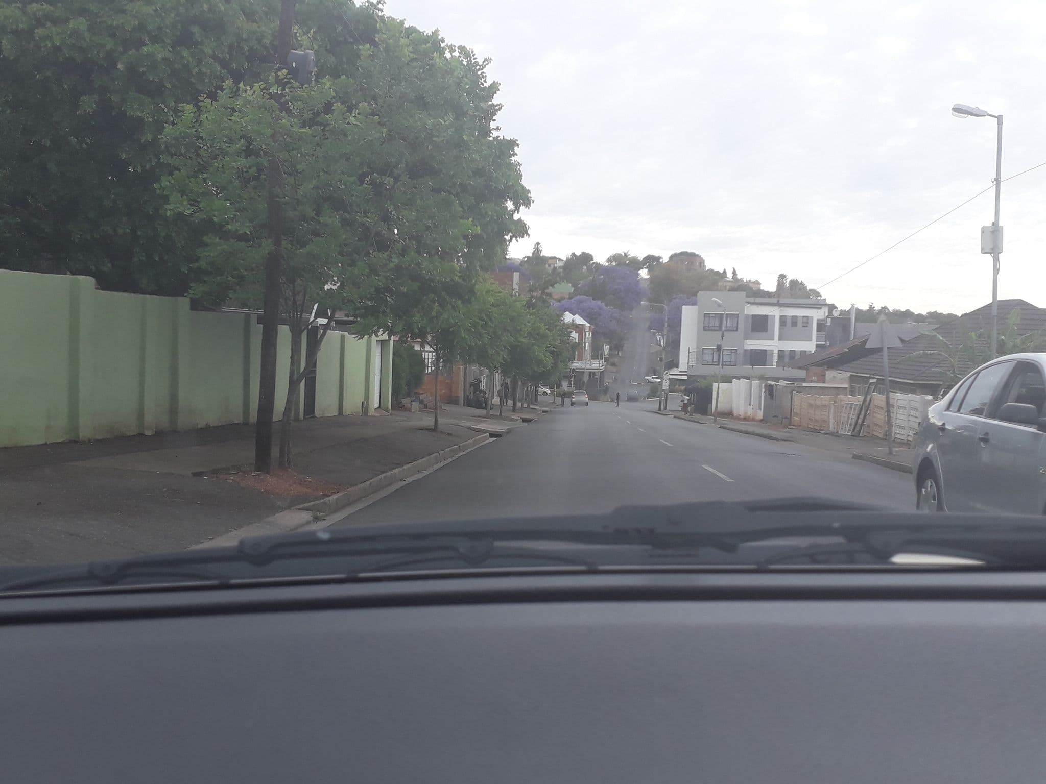 Street view near Motel Mi Pi Chi, Johannesburg — © lenah (CC BY-SA · Mapillary)