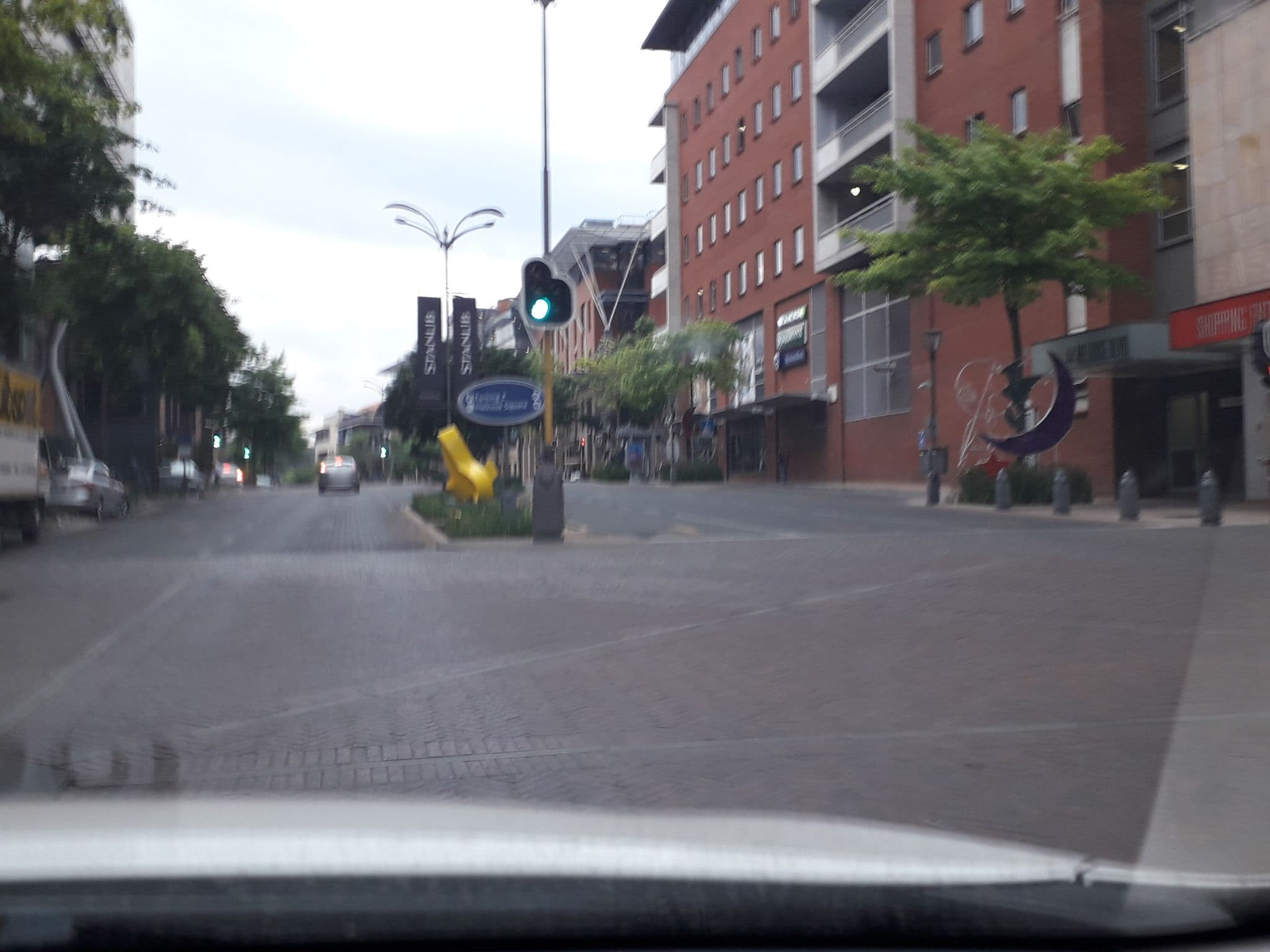 Street view near Protea Hotel Midrand, Alexandra — © lenah (CC BY-SA · Mapillary)