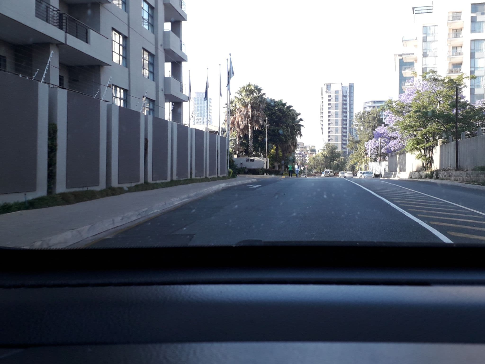 Street view near 20 West Executive Hotel, Alexandra — © lenah (CC BY-SA · Mapillary)