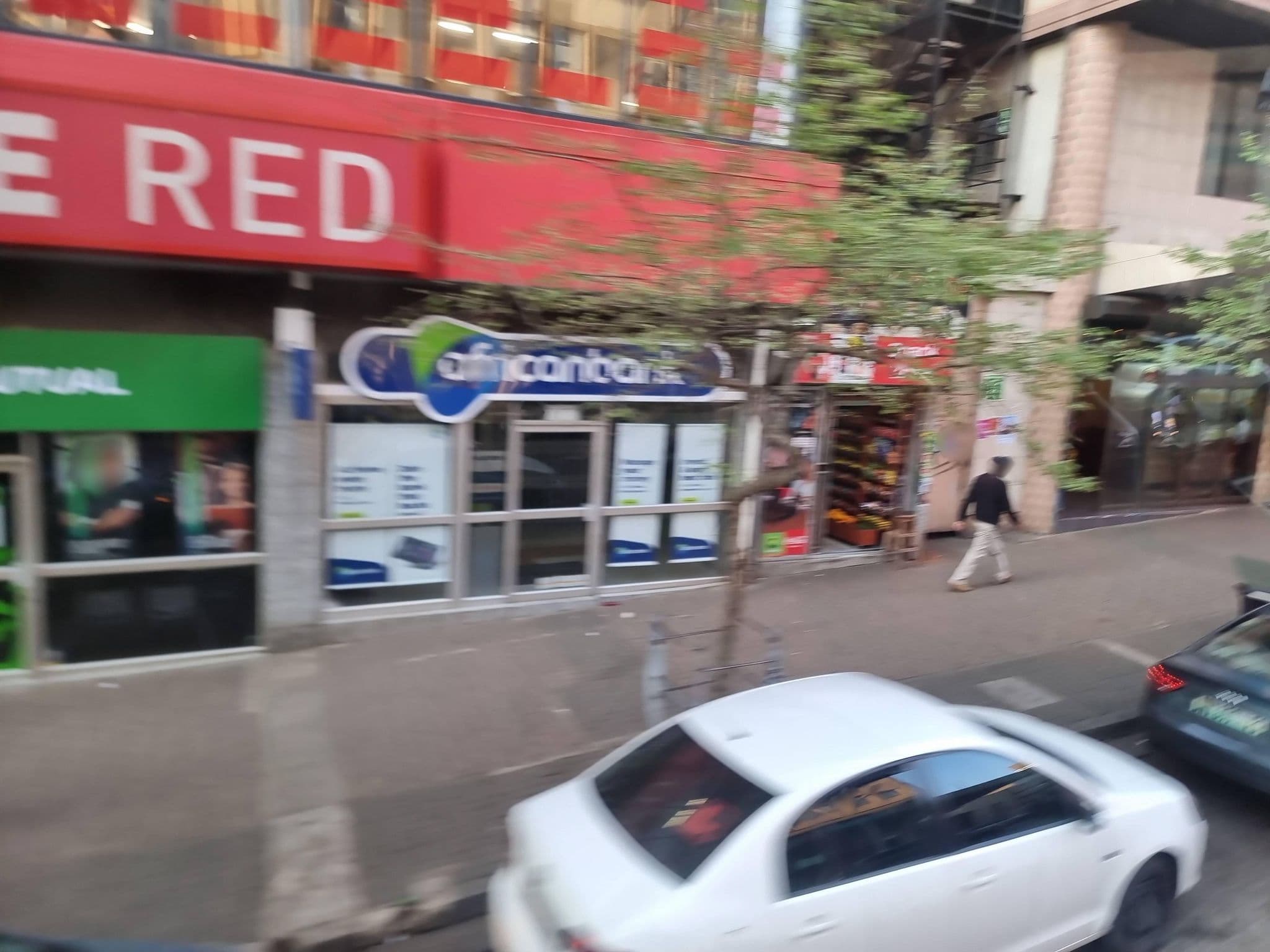 Street view near Orion, Johannesburg — © mapfool (CC BY-SA · Mapillary)
