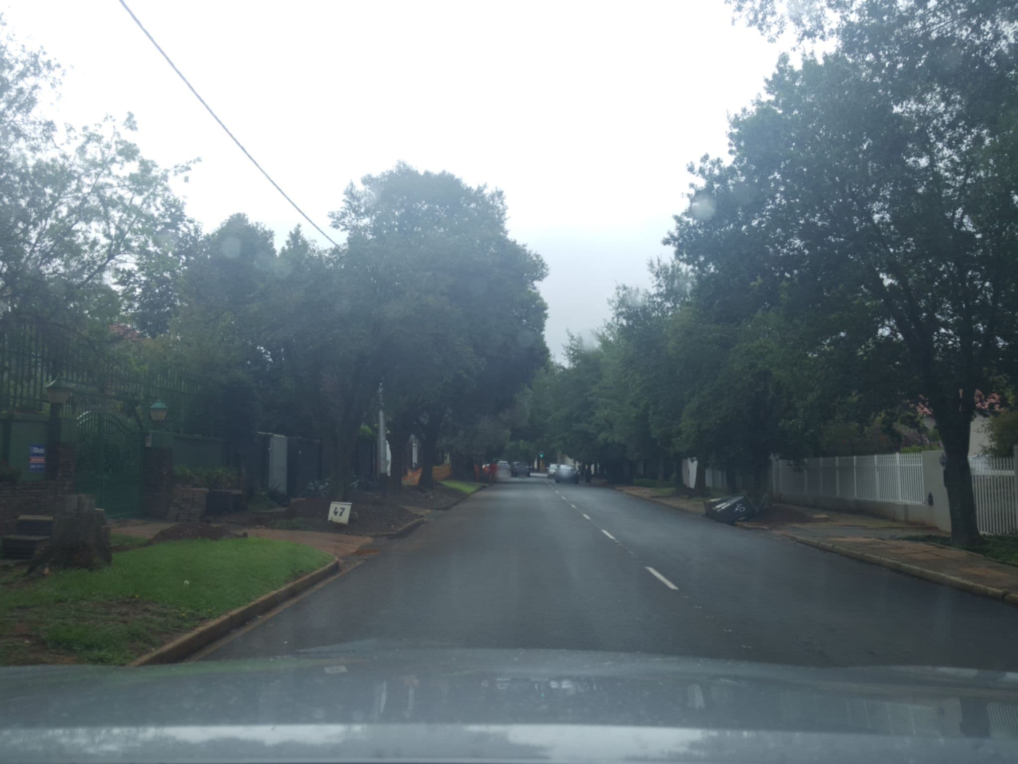 Street view near Sinirgi Revenue, Johannesburg — © elphix (CC BY-SA · Mapillary)