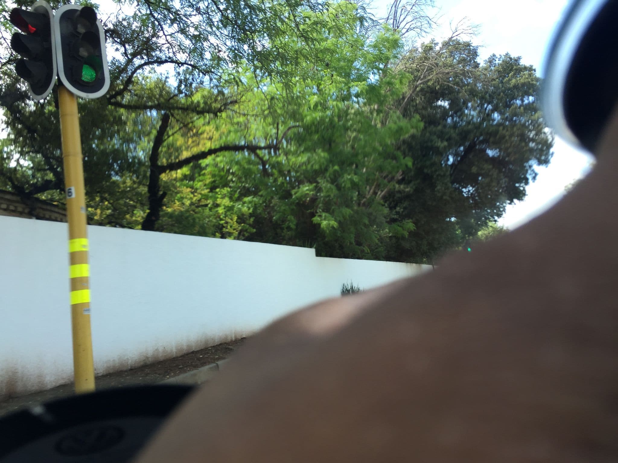 Street view near Illovo Hotel, Alexandra — © kivaldo (CC BY-SA · Mapillary)