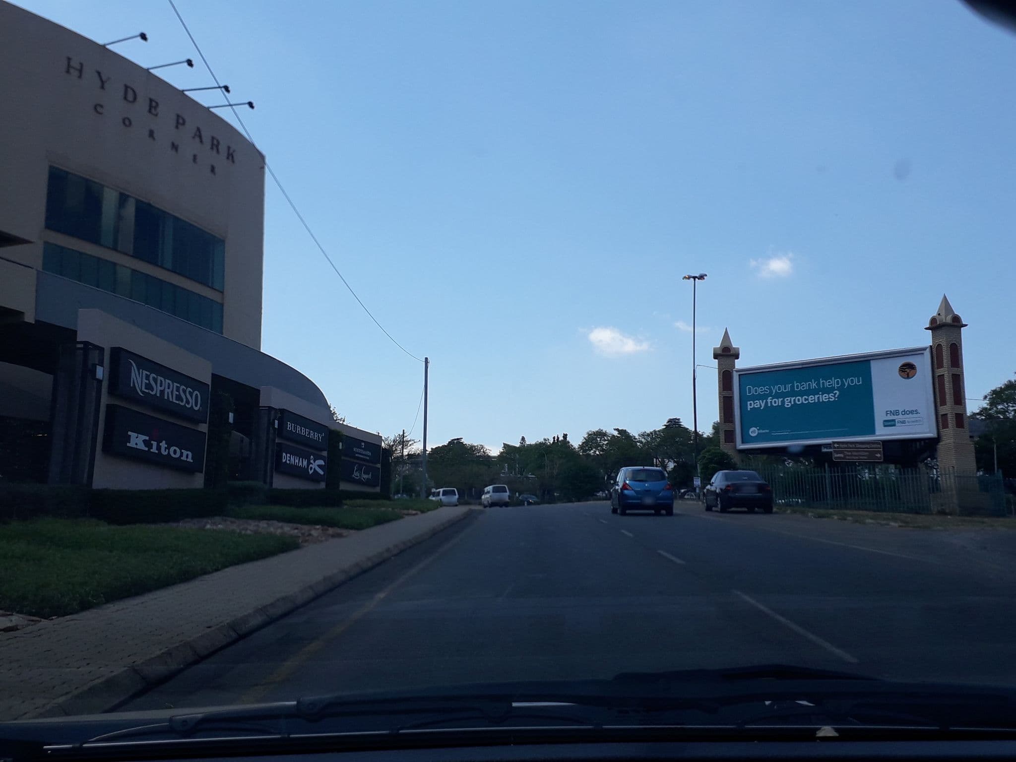 Street view near Southern Sun Hyde Park Sandton, Randburg — © lenah (CC BY-SA · Mapillary)